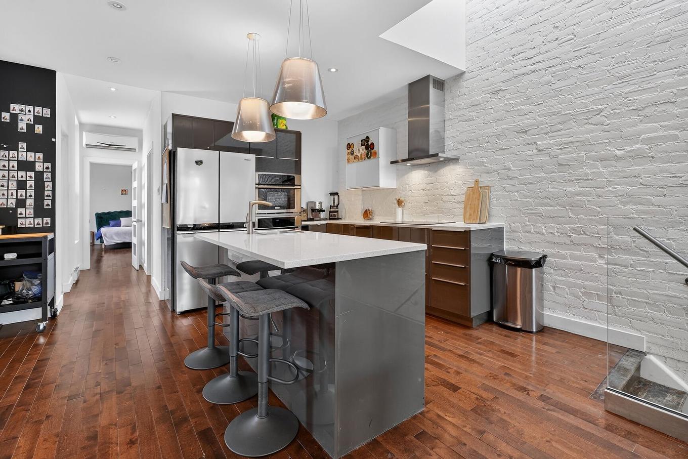 Kitchen - 206 Av. Des Pins E., Montréal (Le Plateau-Mont-Royal), QC - Indoor Photo Showing Other Room