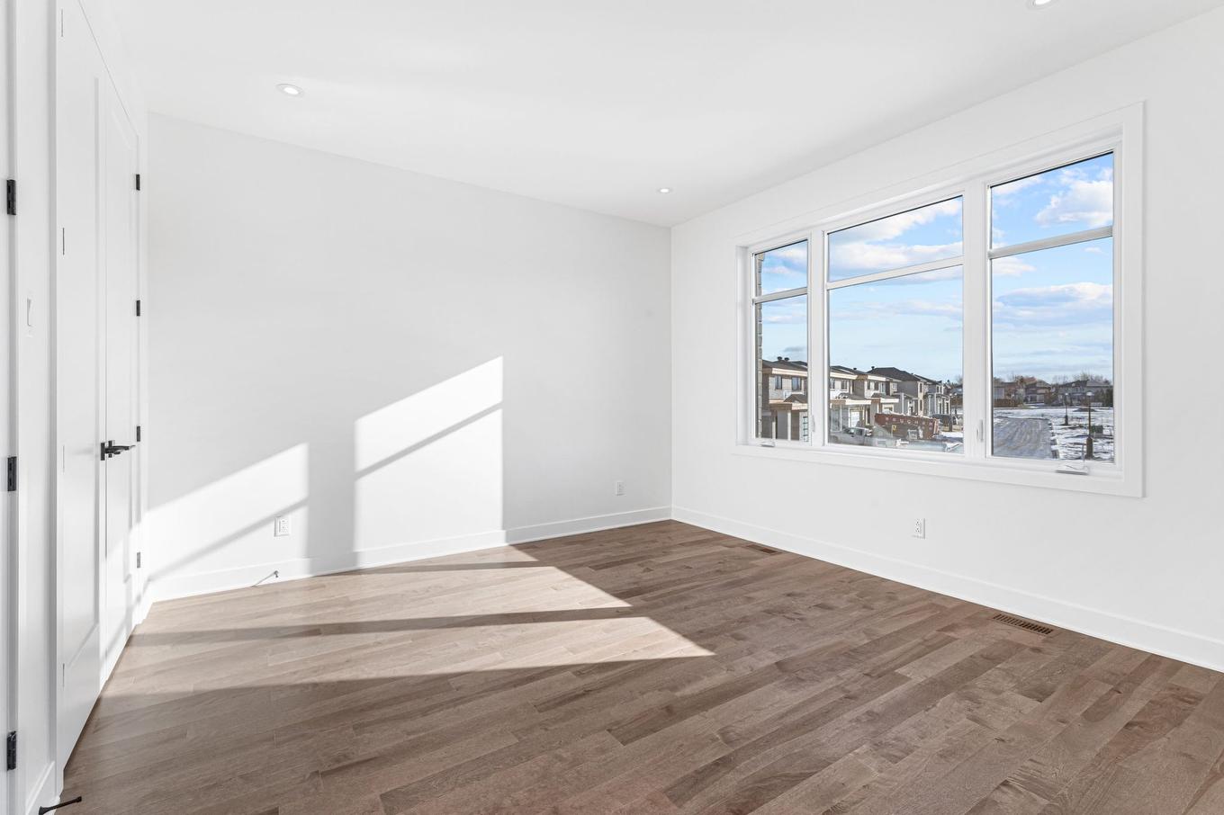 Chambre à coucher - 751 Rue Louis-Quilico, Boucherville, QC - Indoor Photo Showing Other Room