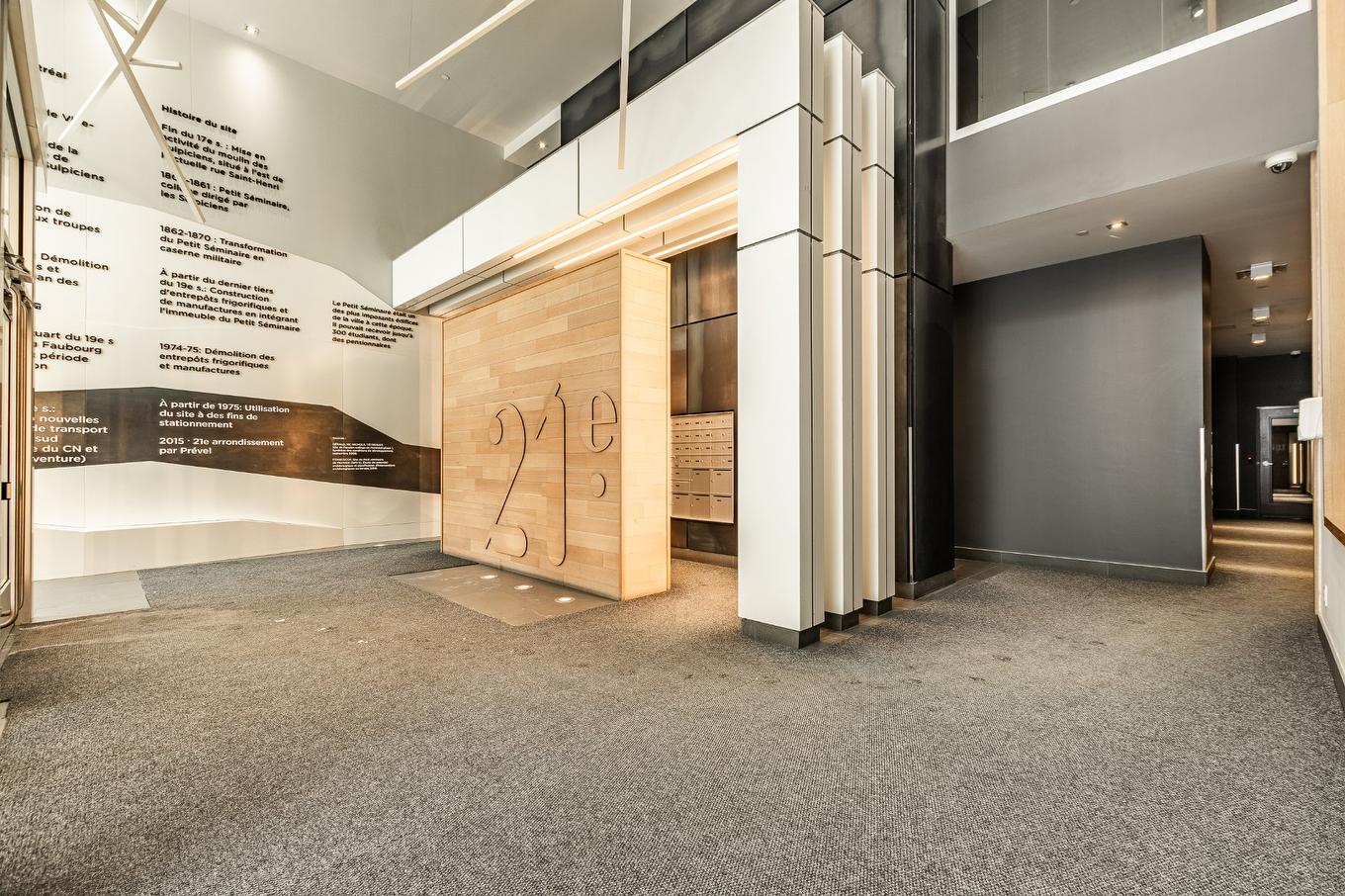 Hall d'entrée/Vestibule - 431-738 Rue St-Paul O., Montréal (Ville-Marie), QC - Indoor Photo Showing Other Room