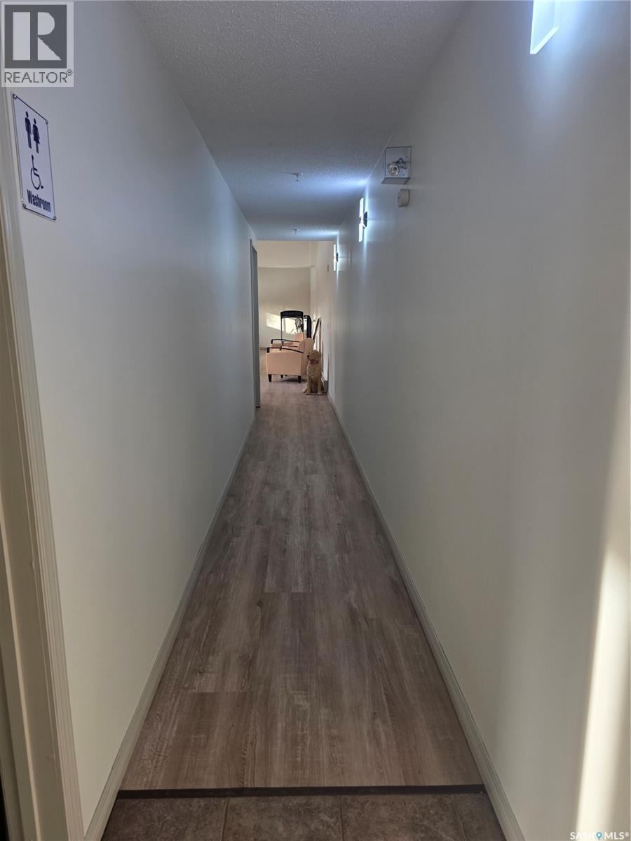 205 701 Henry Street, Estevan, SK - Indoor Photo Showing Other Room