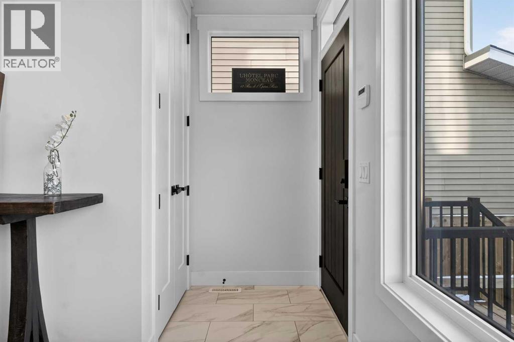 124 26 Avenue Ne, Calgary, AB - Photo Showing Other Room