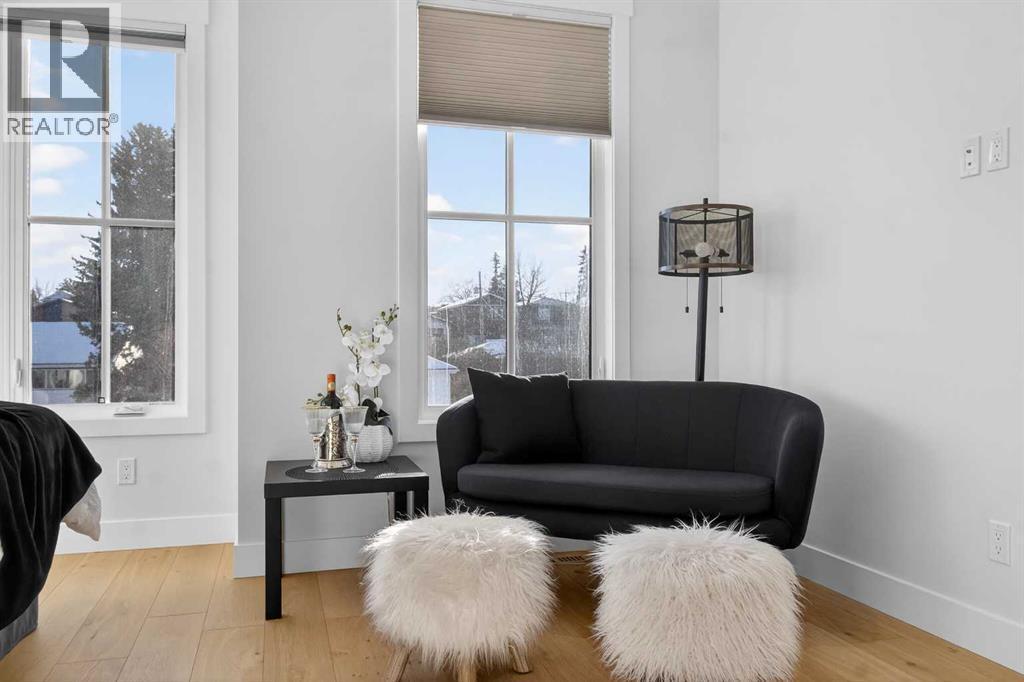 124 26 Avenue Ne, Calgary, AB - Indoor