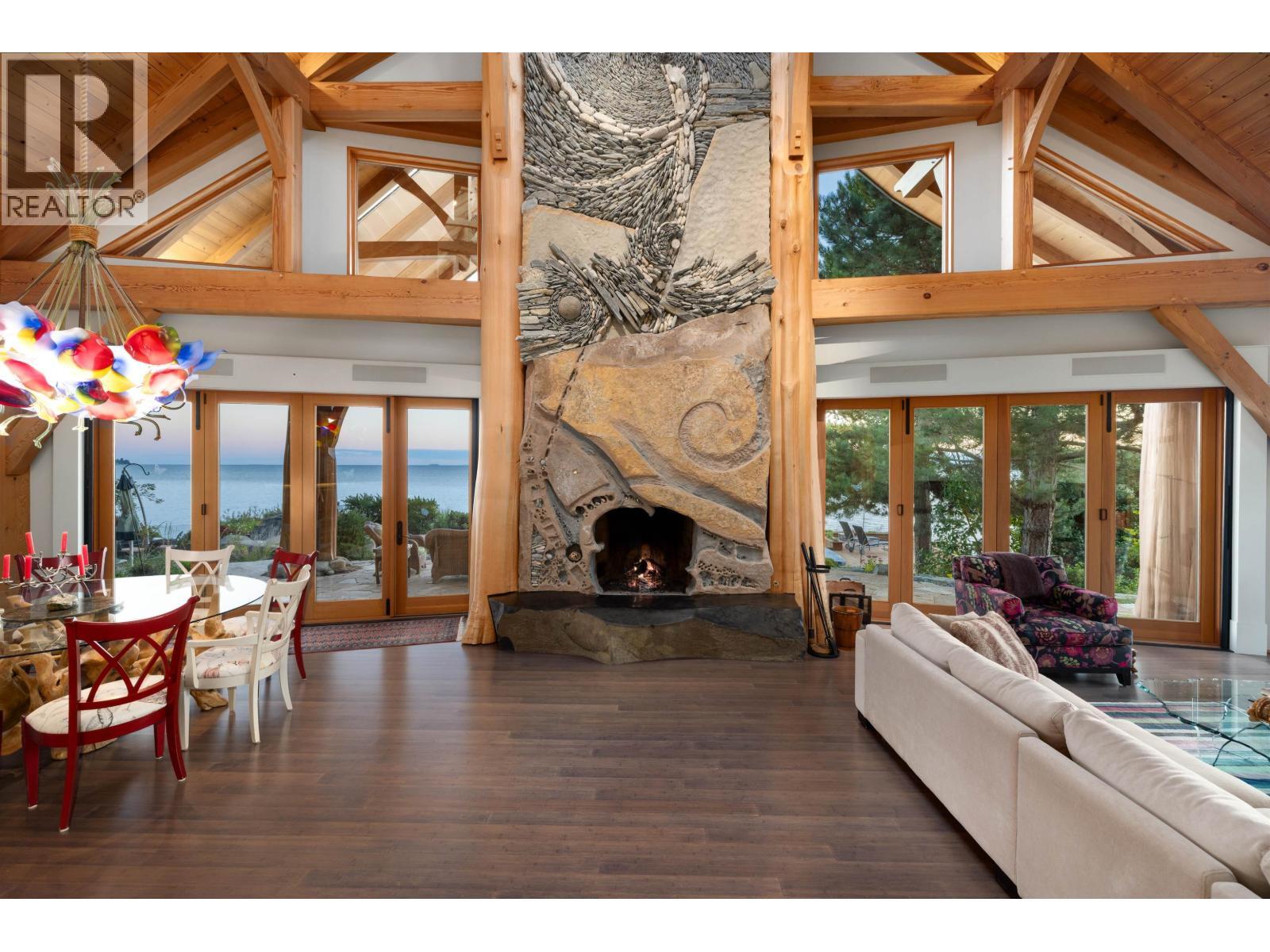 5871 Sunshine Coast Highway, Sechelt, BC - Indoor With Fireplace