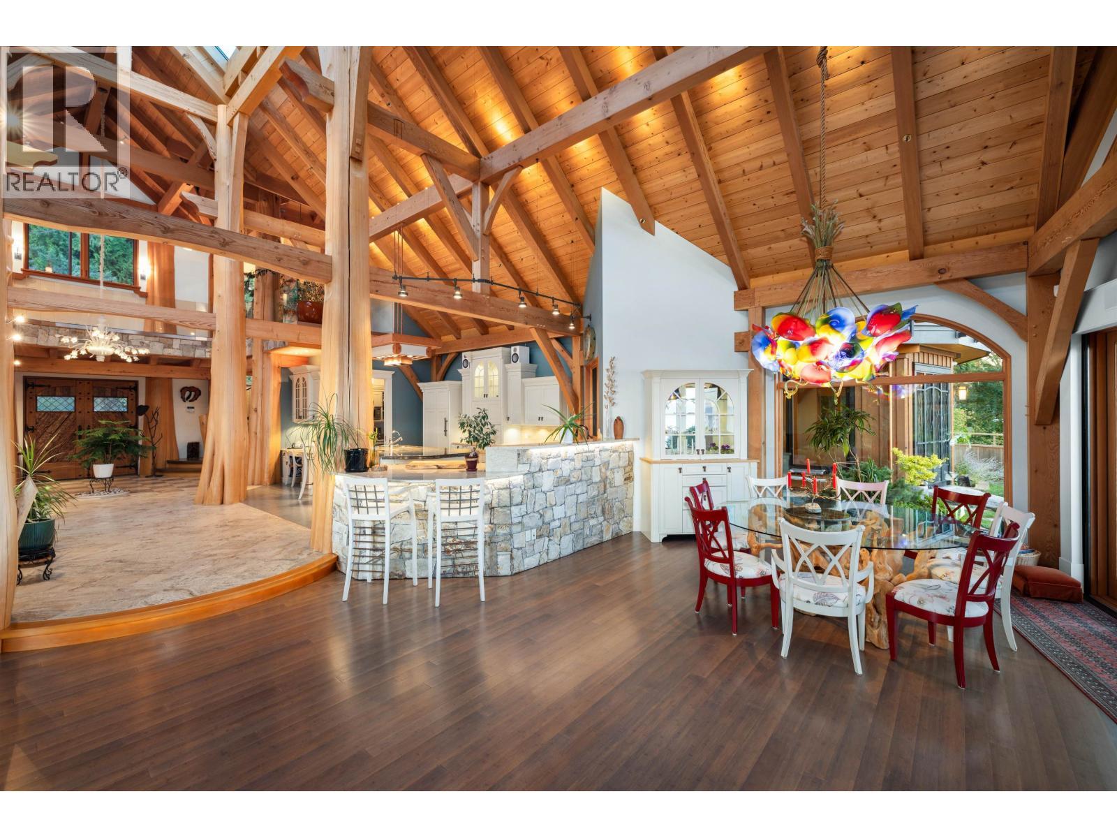 5871 Sunshine Coast Highway, Sechelt, BC - Indoor Photo Showing Dining Room