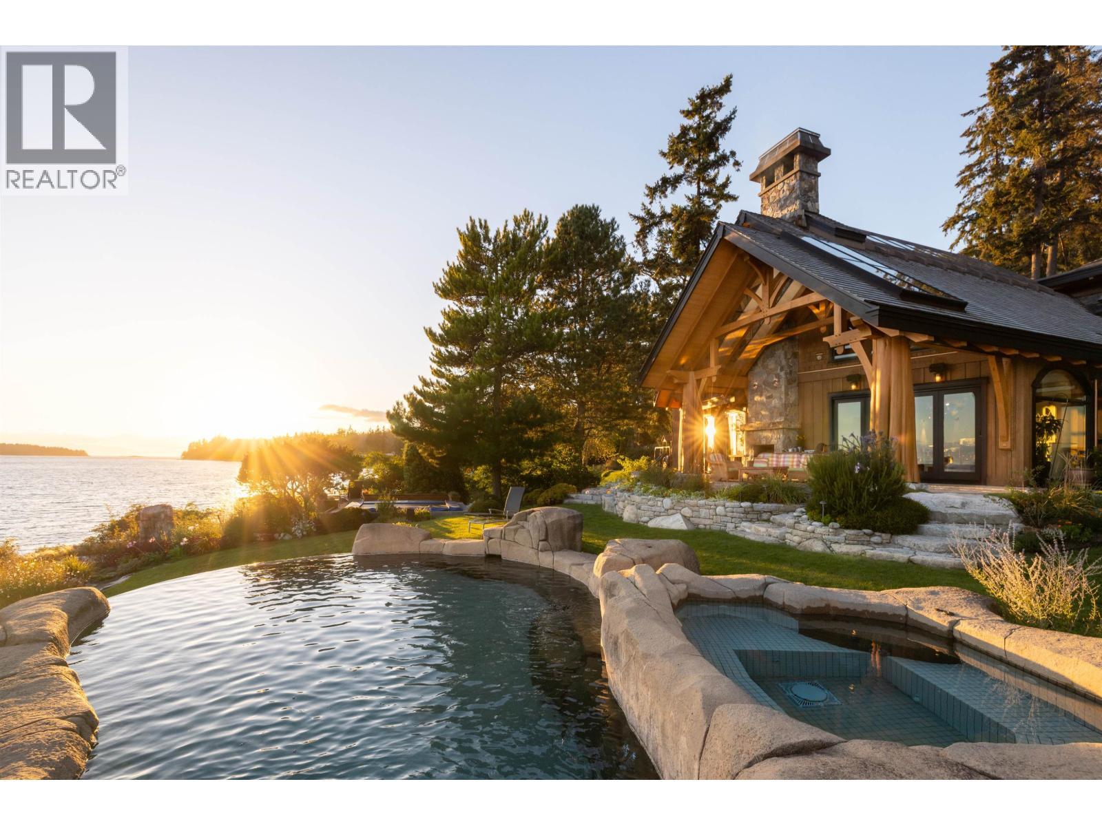 5871 Sunshine Coast Highway, Sechelt, BC - Outdoor With Body Of Water