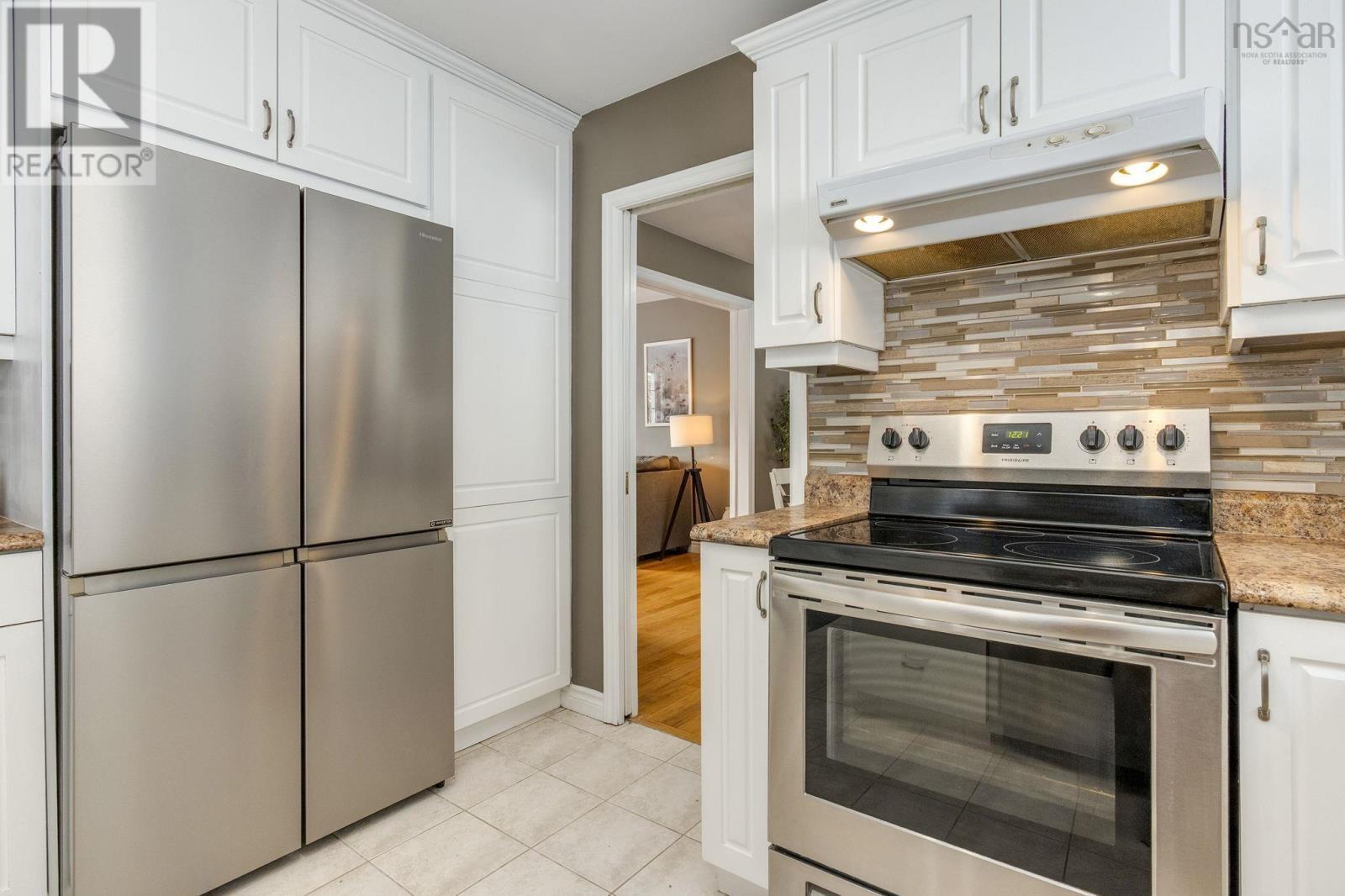 Kitchen - 19 Newport Drive, Fall River, NS - Indoor Photo Showing Kitchen