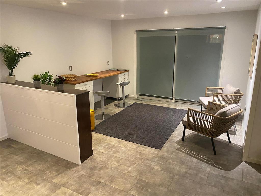 121 Aldershot Boulevard, Winnipeg, MB - Indoor Photo Showing Other Room