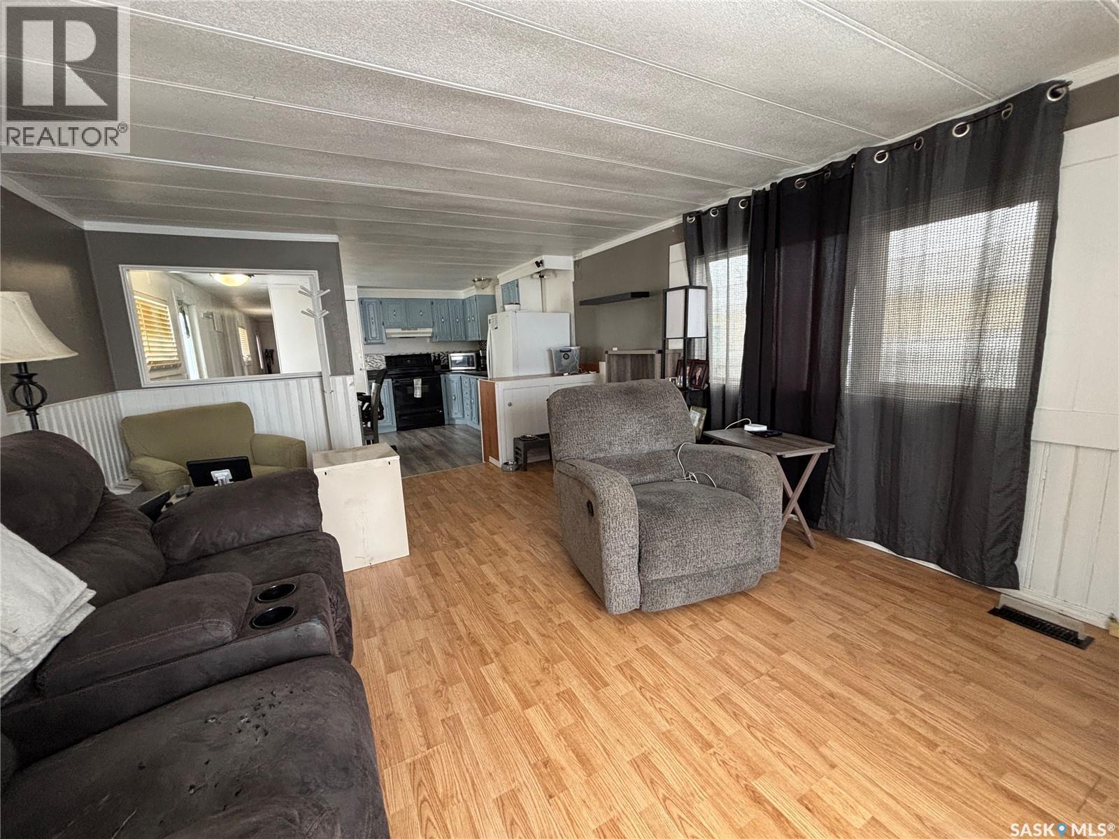 13 Golfview Crescent, Kindersley, SK