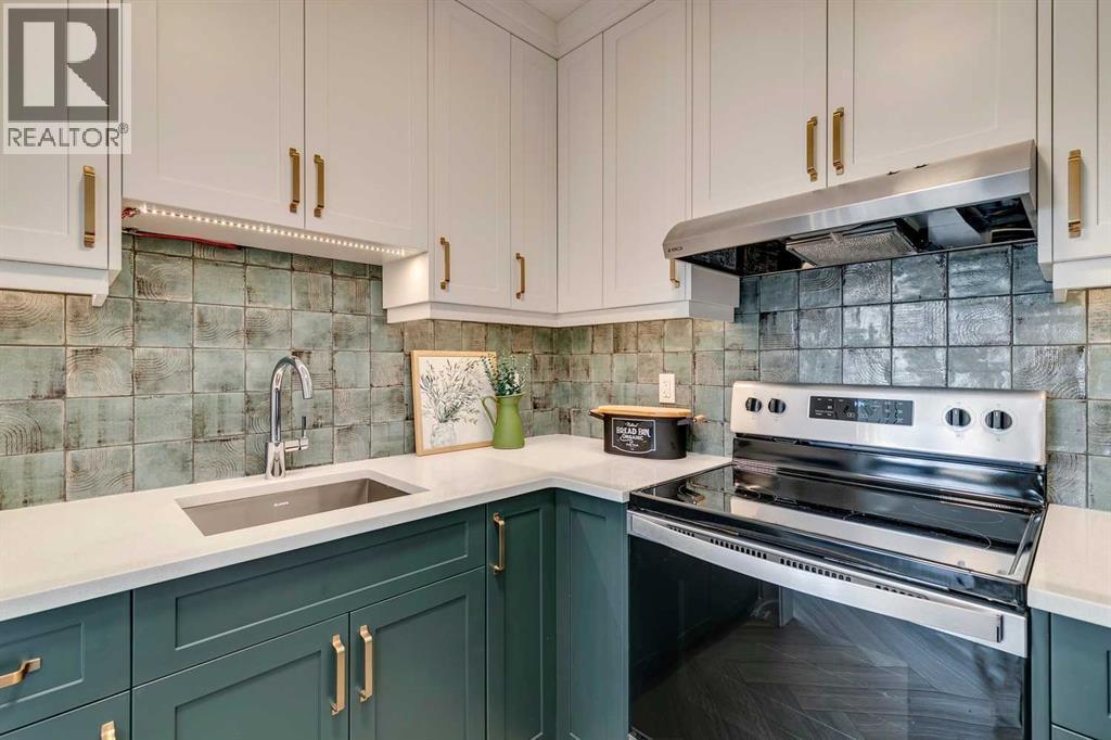 182 Setonstone Green Se, Calgary, AB - Indoor Photo Showing Kitchen