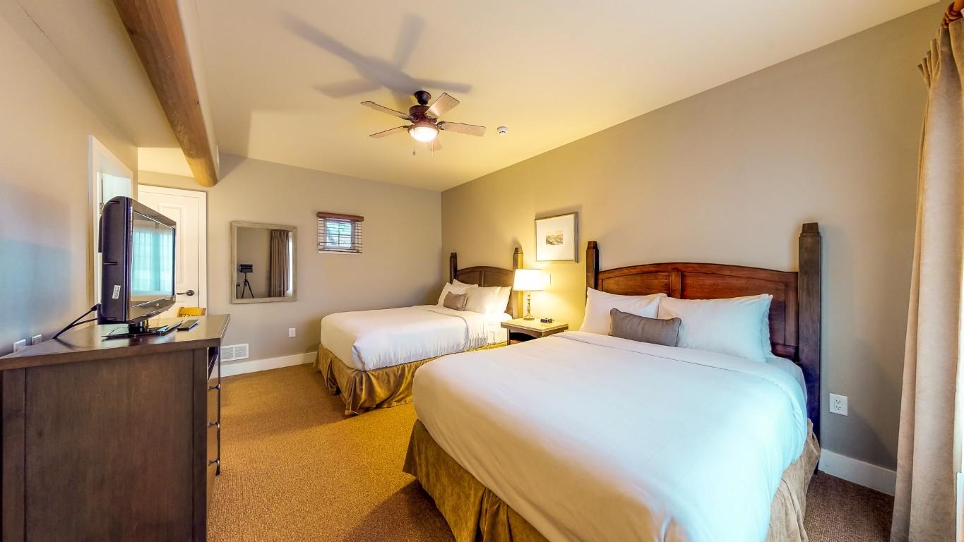 18A-1200 Rancher Creek Road, Osoyoos, BC - Indoor Photo Showing Bedroom