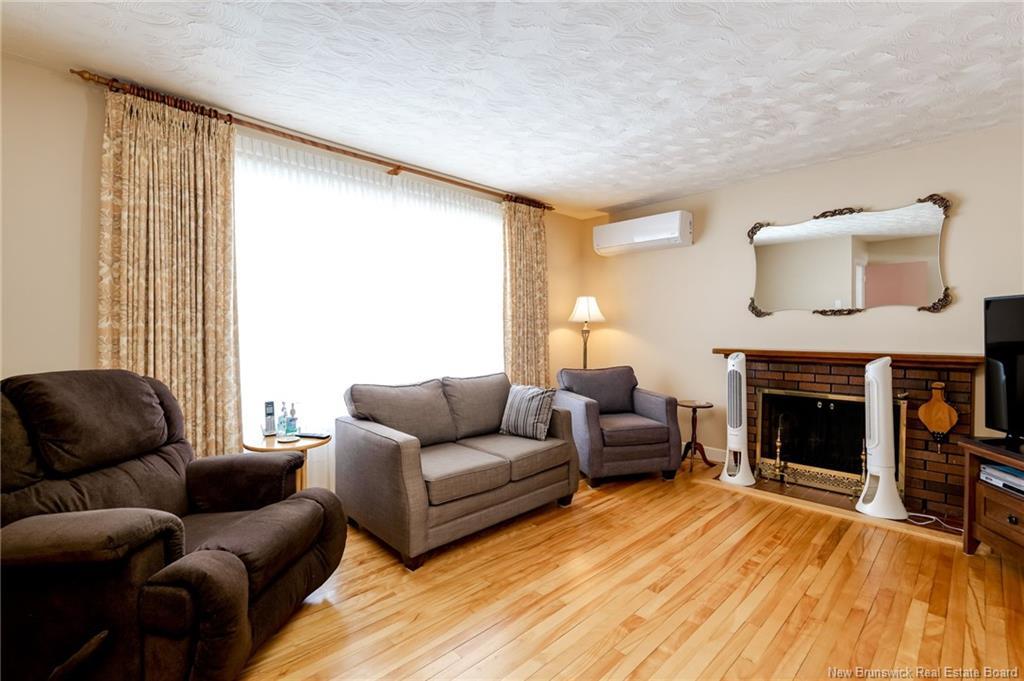 88 Champlain Dr, Saint John, NB