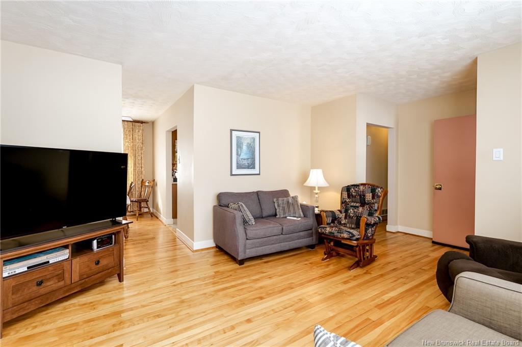 88 Champlain Dr, Saint John, NB