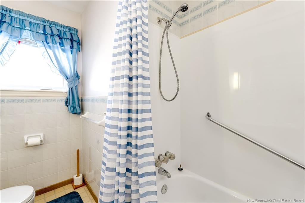 88 Champlain Dr, Saint John, NB