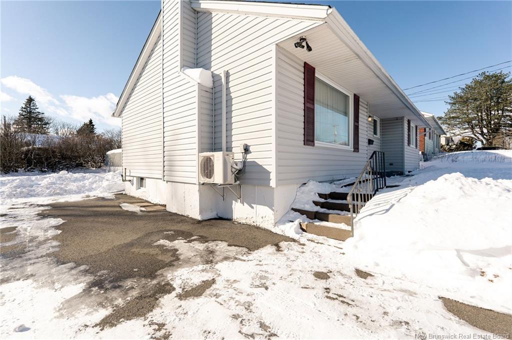 88 Champlain Dr, Saint John, NB