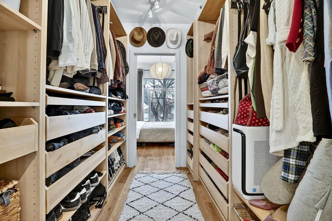 Other - 2415 Rue Ste-Catherine E., Montréal (Ville-Marie), QC - Indoor With Storage