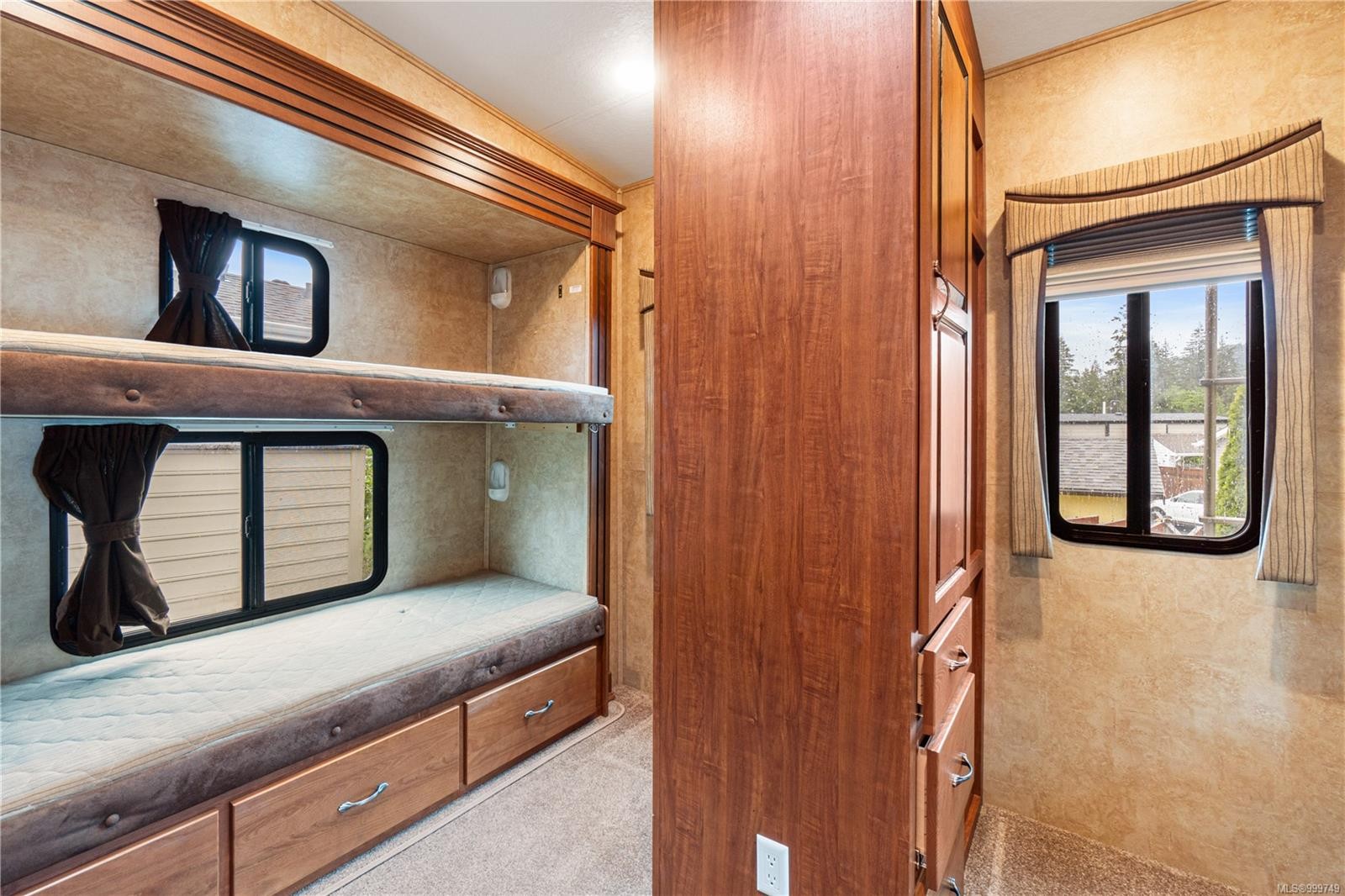 2139 Nimpkish Lake Way, Nanaimo, BC