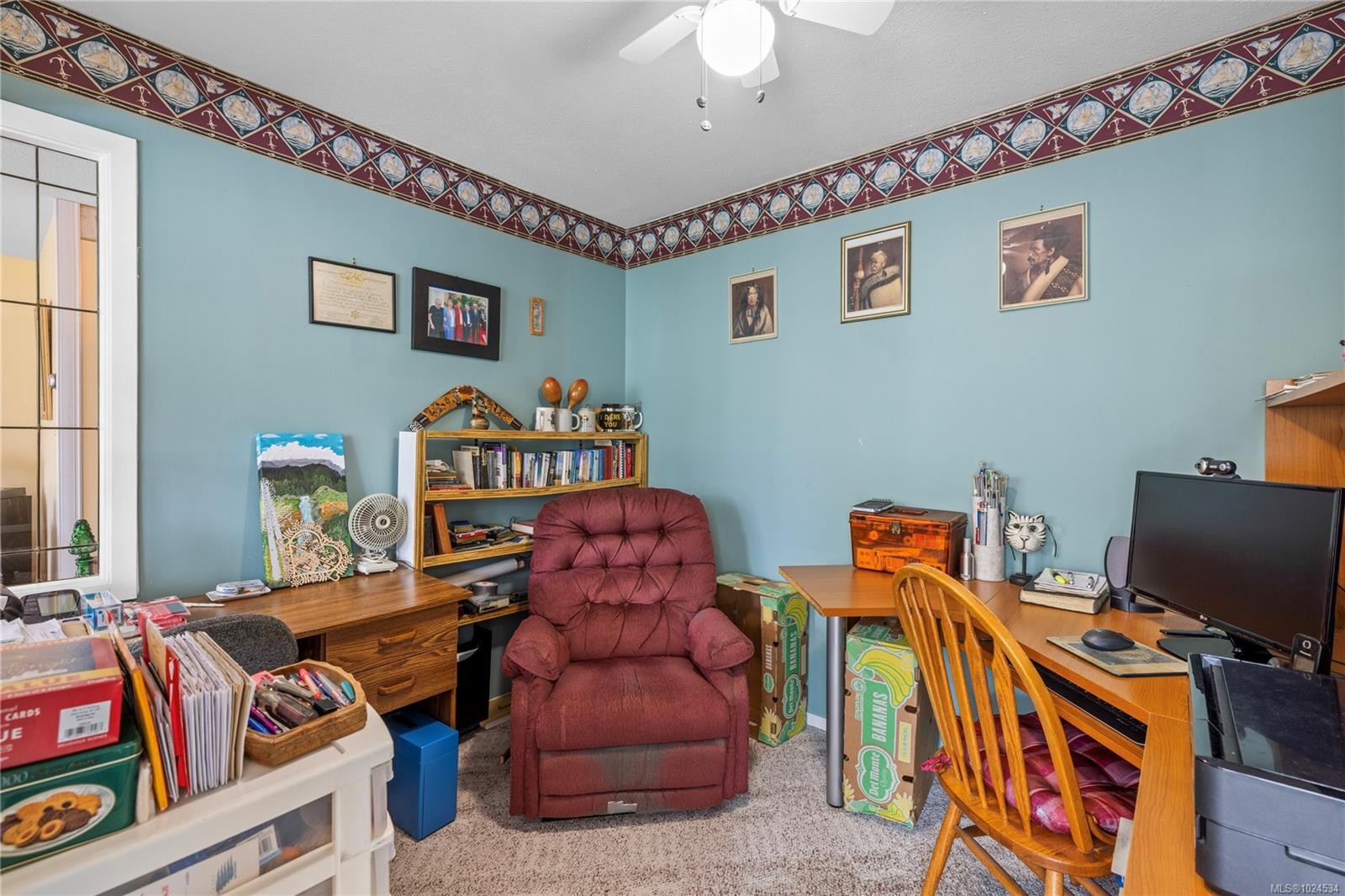 202-220 Townsite Rd, Nanaimo, BC - Indoor Photo Showing Office