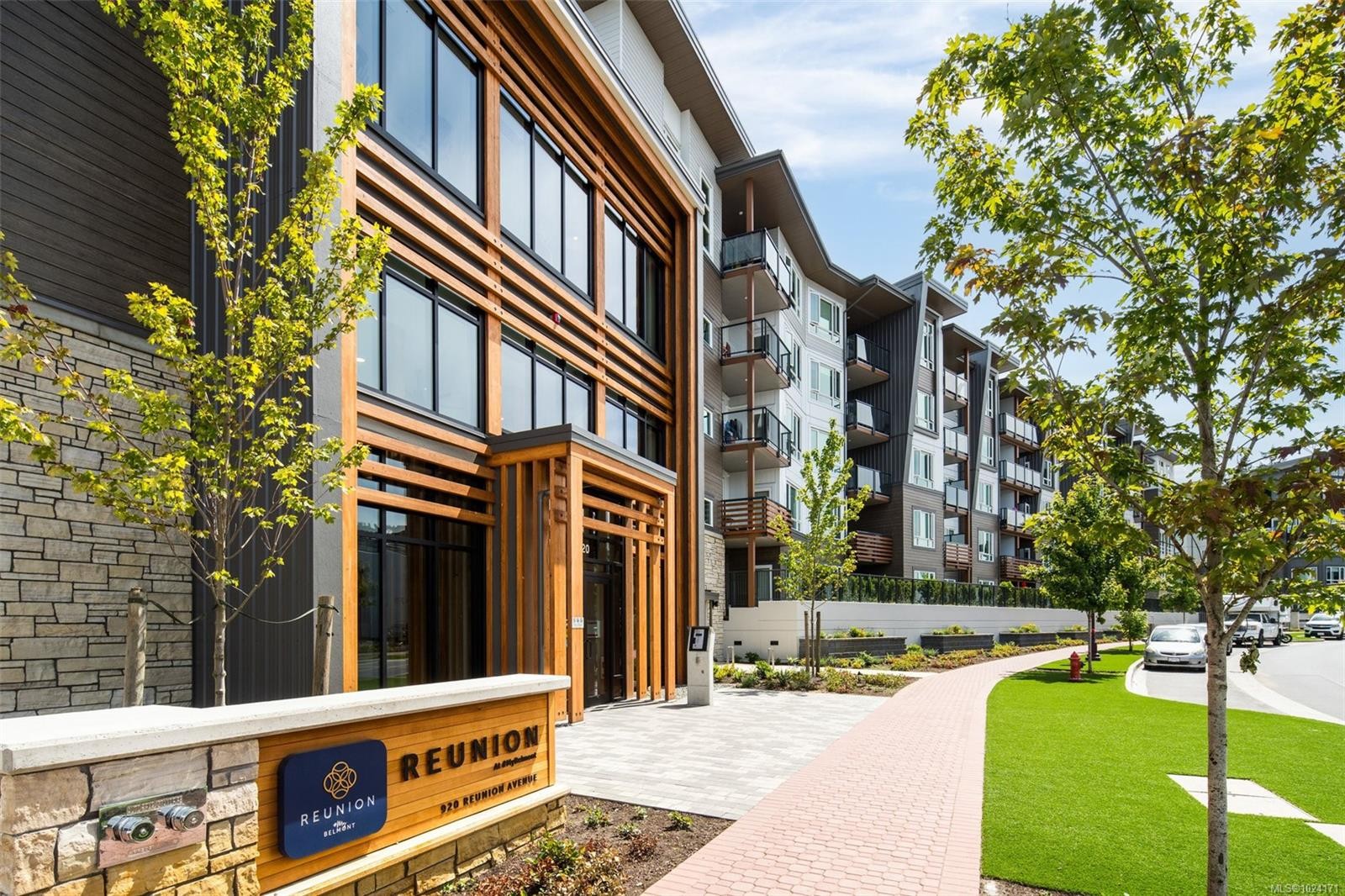 530-920 Reunion Ave, Langford, BC - Outdoor