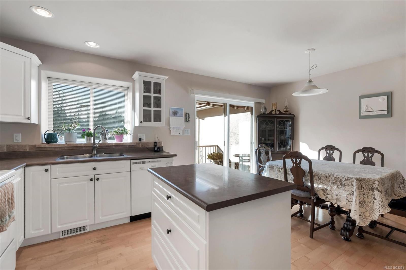 13-920 Brulette Pl, Mill Bay, BC