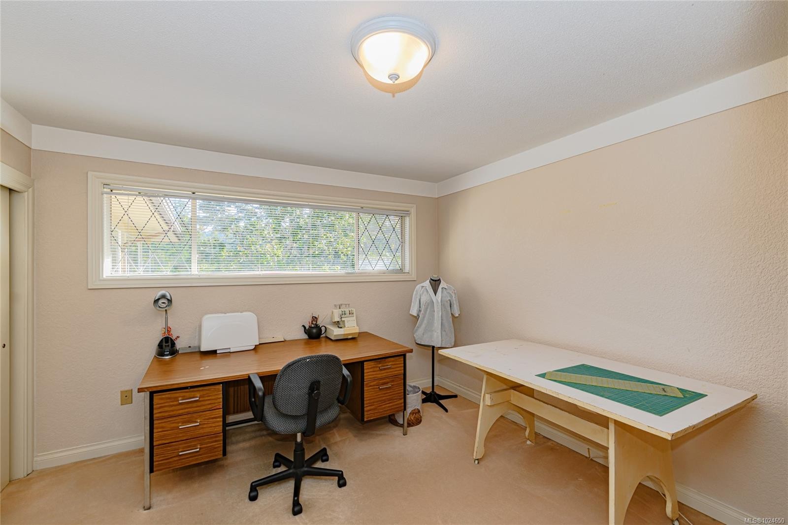 4727 Treetop Hts, Saanich, BC