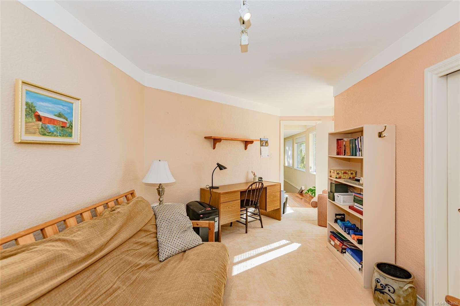 4727 Treetop Hts, Saanich, BC