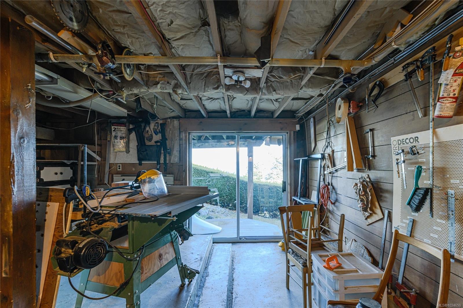 4727 Treetop Hts, Saanich, BC