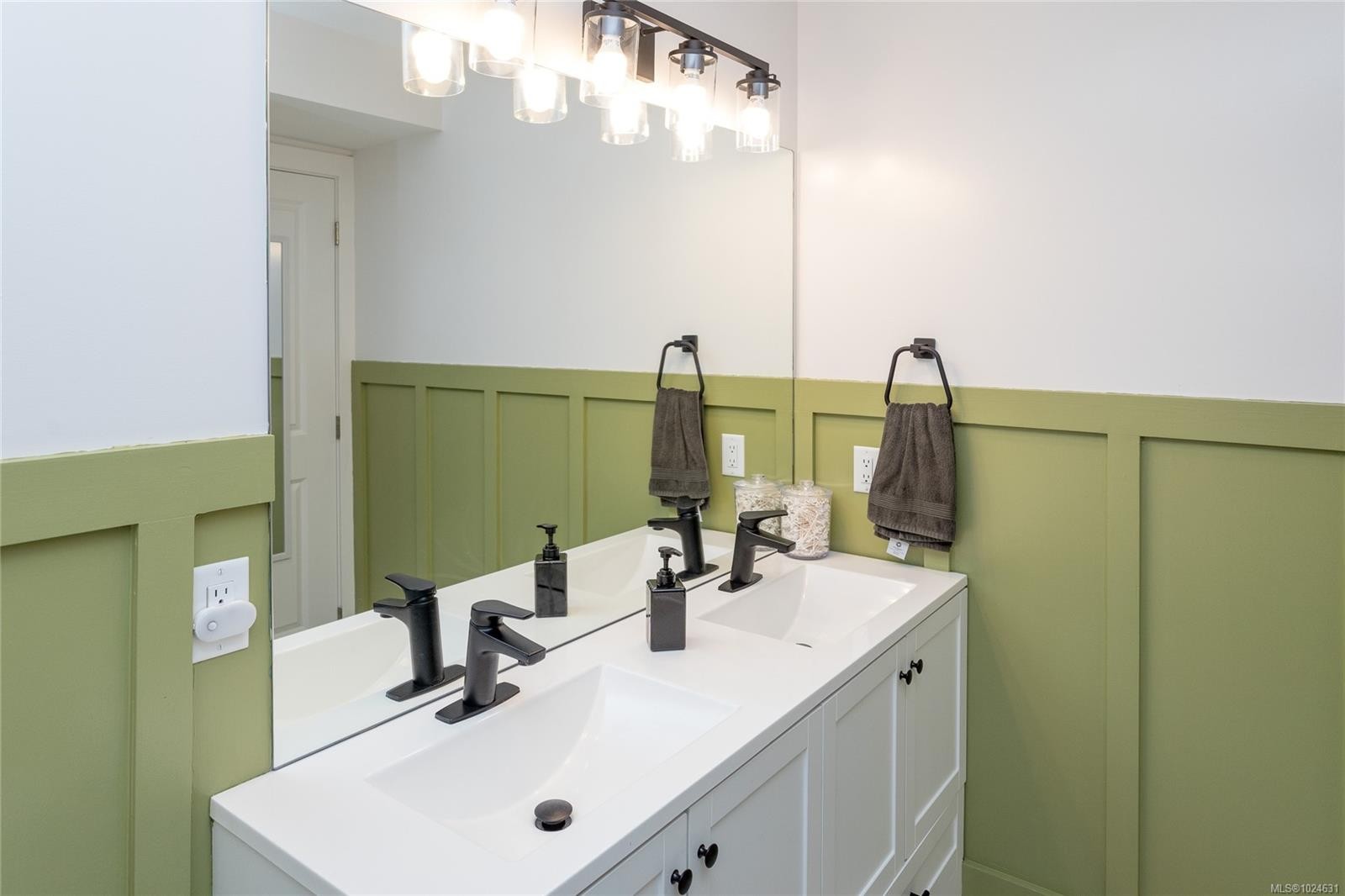 933 Turnstone Ridge, Langford, BC