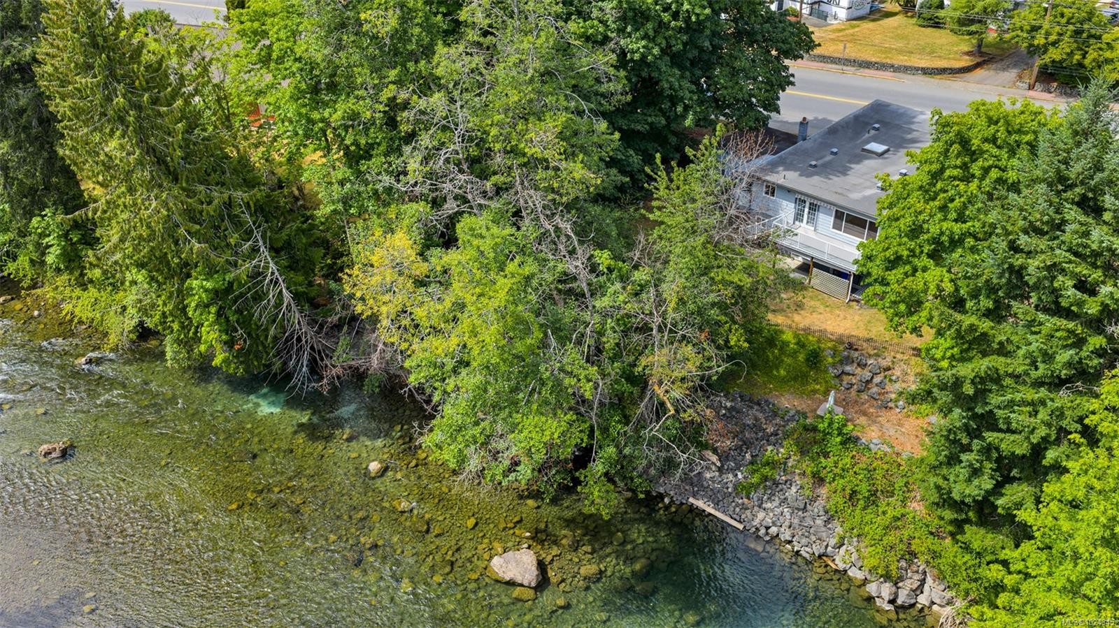 160 Cowichan Lake Rd, Lake Cowichan, BC