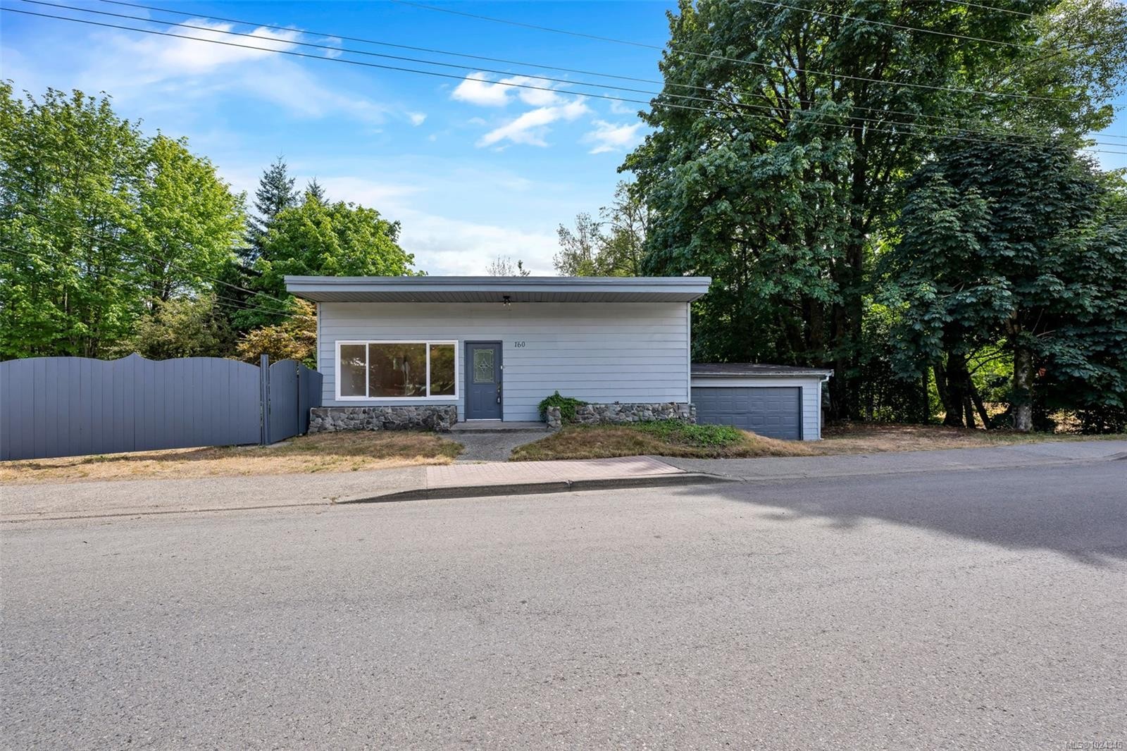 160 Cowichan Lake Rd, Lake Cowichan, BC