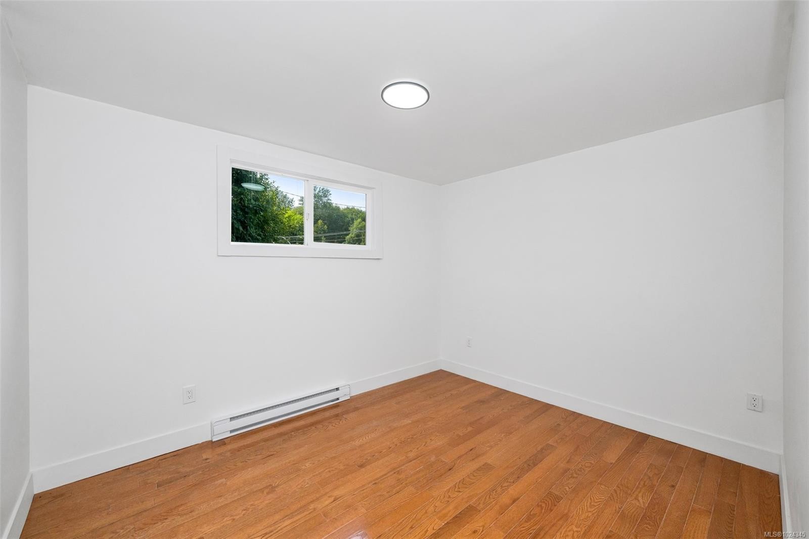 160 Cowichan Lake Rd, Lake Cowichan, BC