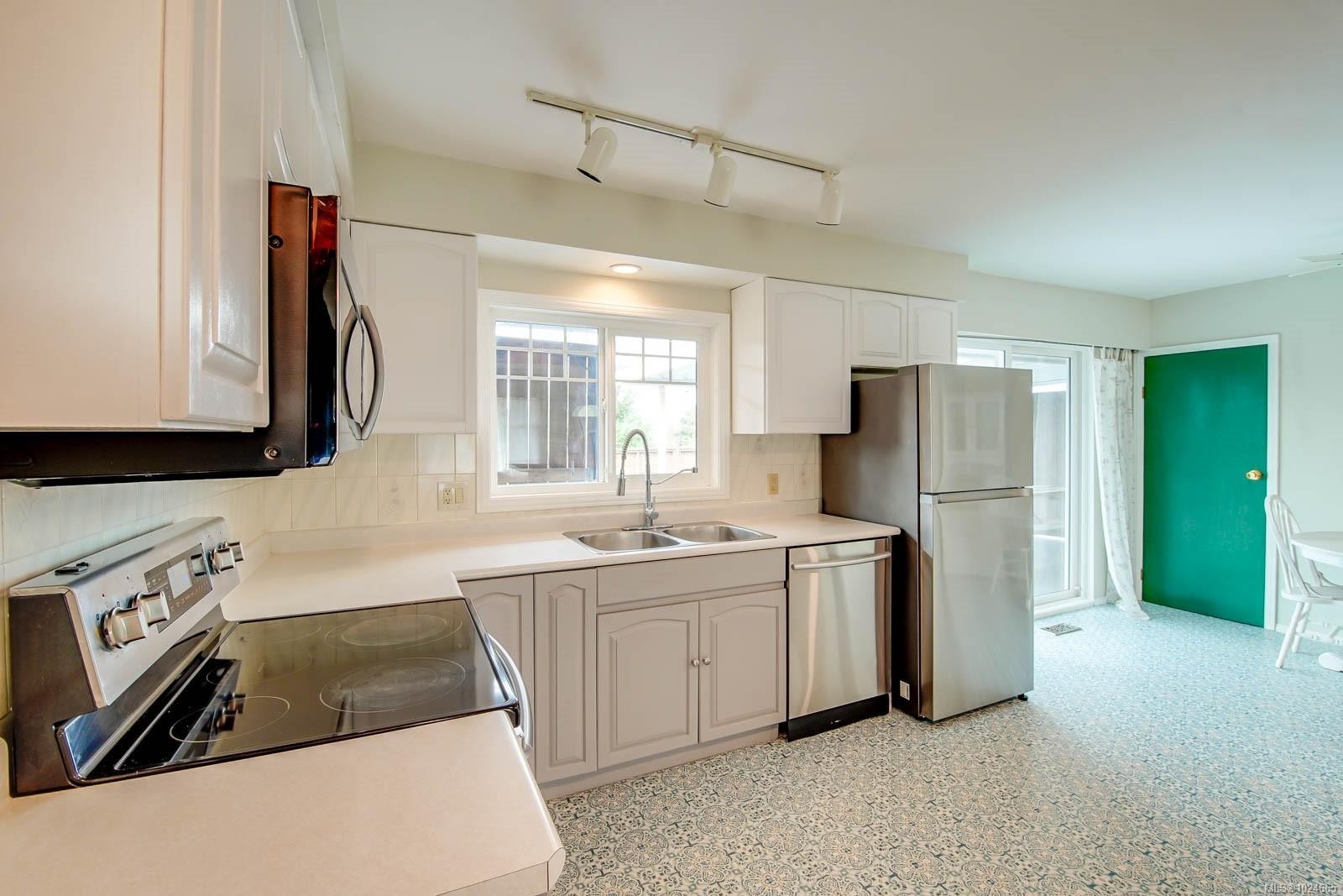 2588 11Th Ave, Port Alberni, BC