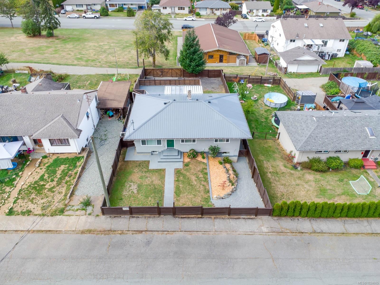 2588 11Th Ave, Port Alberni, BC