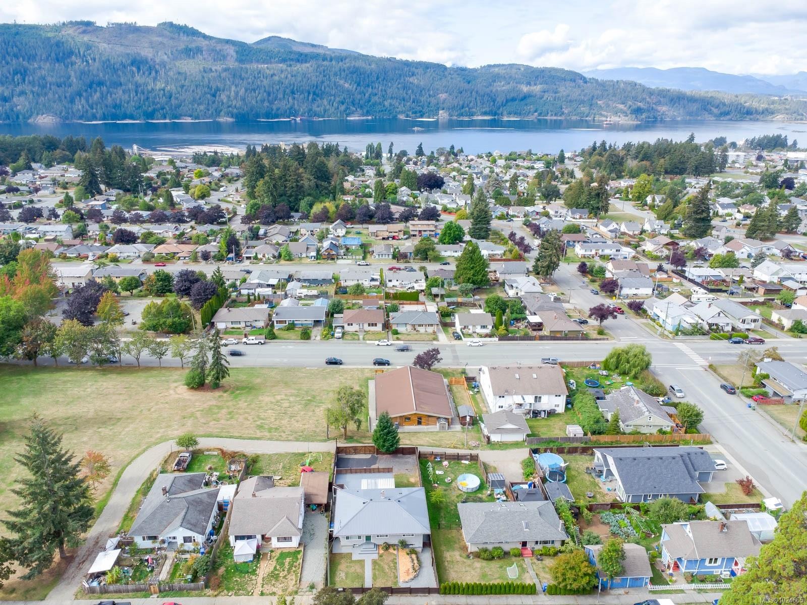 2588 11Th Ave, Port Alberni, BC