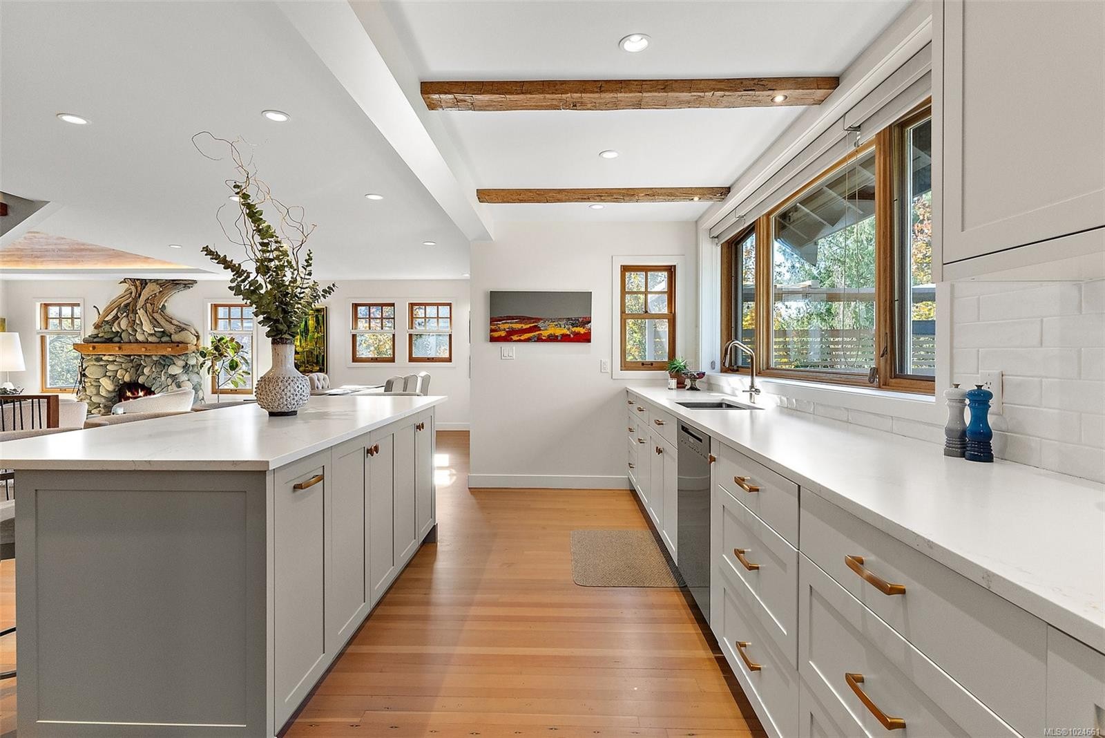 614 Monterey Ave, Oak Bay, BC