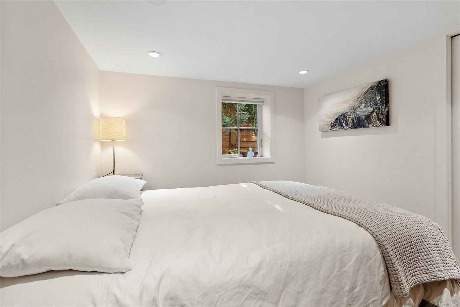 614 Monterey Ave, Oak Bay, BC