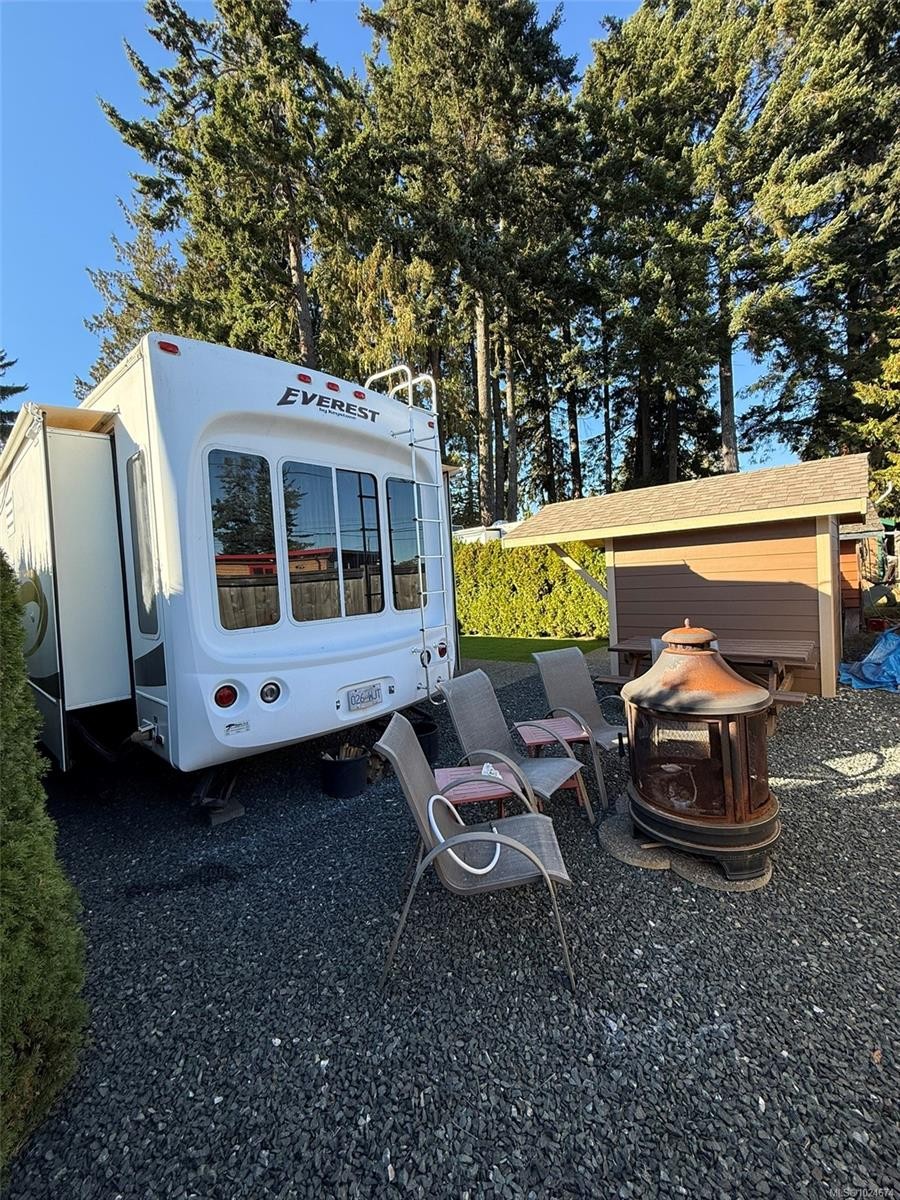 44-6050 Island Hwy, Qualicum Beach, BC