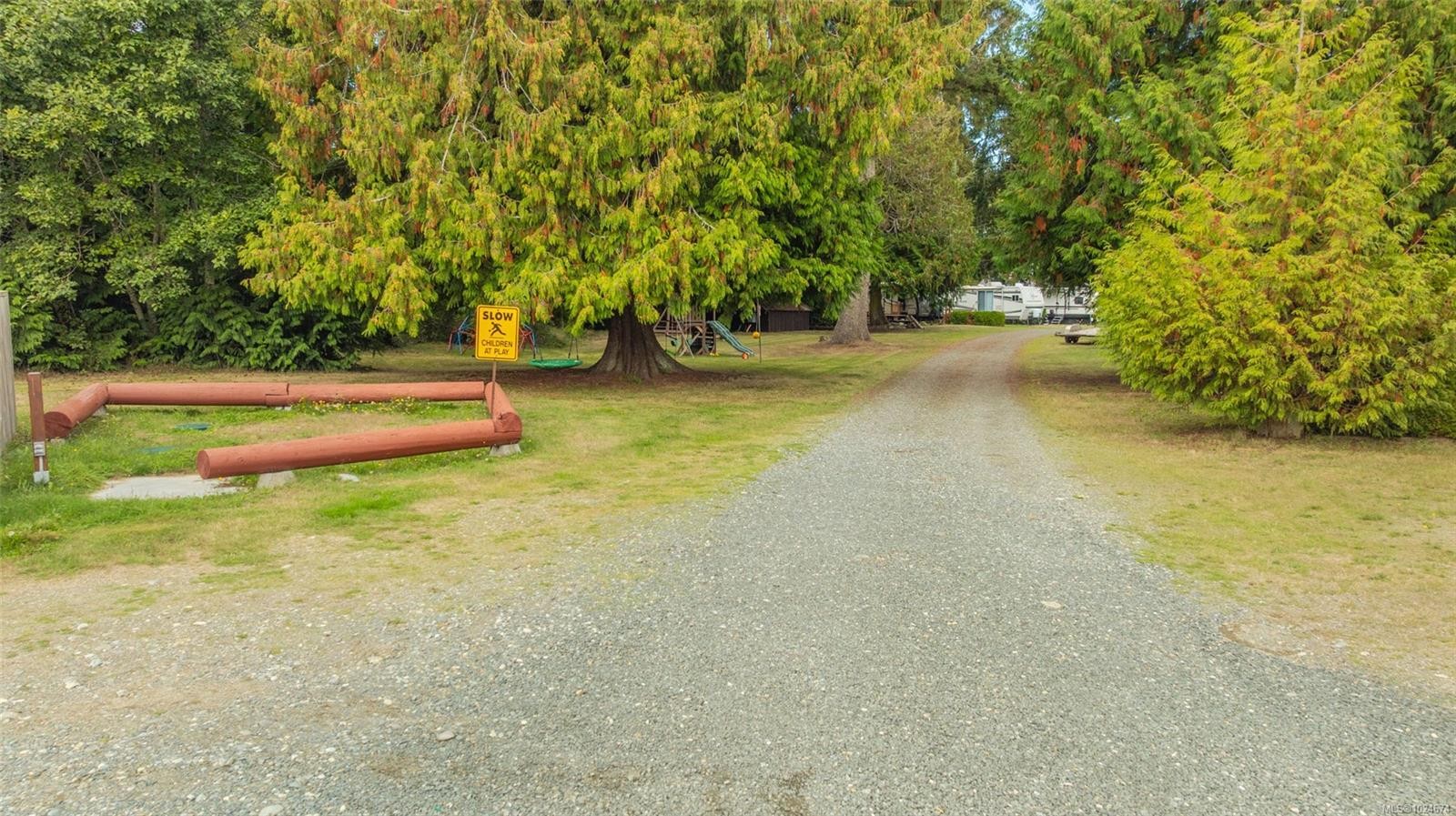 44-6050 Island Hwy, Qualicum Beach, BC