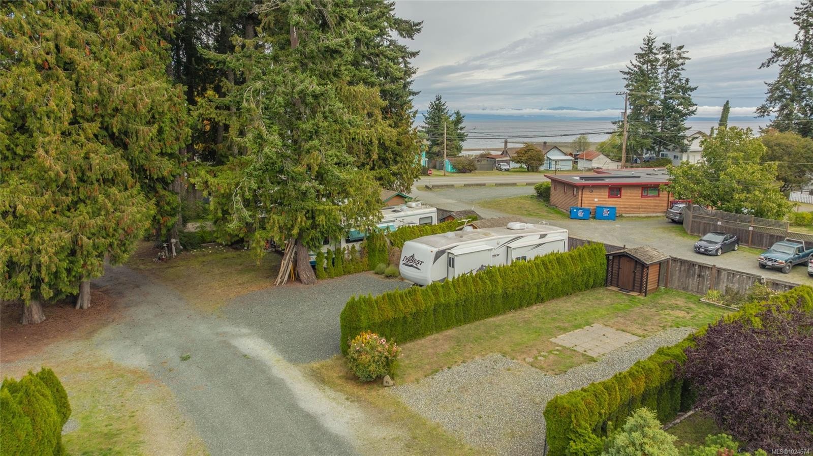 44-6050 Island Hwy, Qualicum Beach, BC