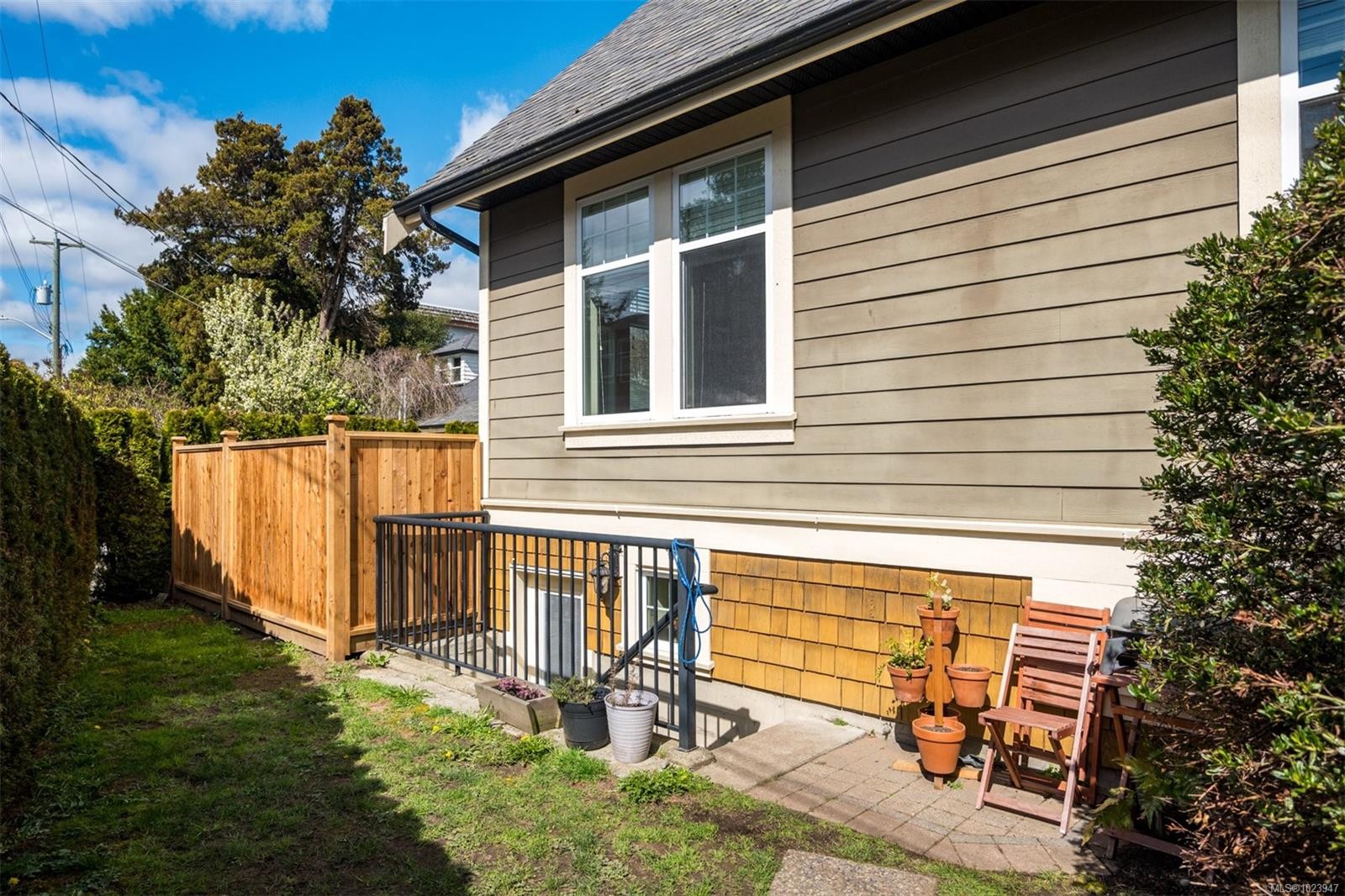 590 Simcoe St, Victoria, BC - Outdoor With Exterior