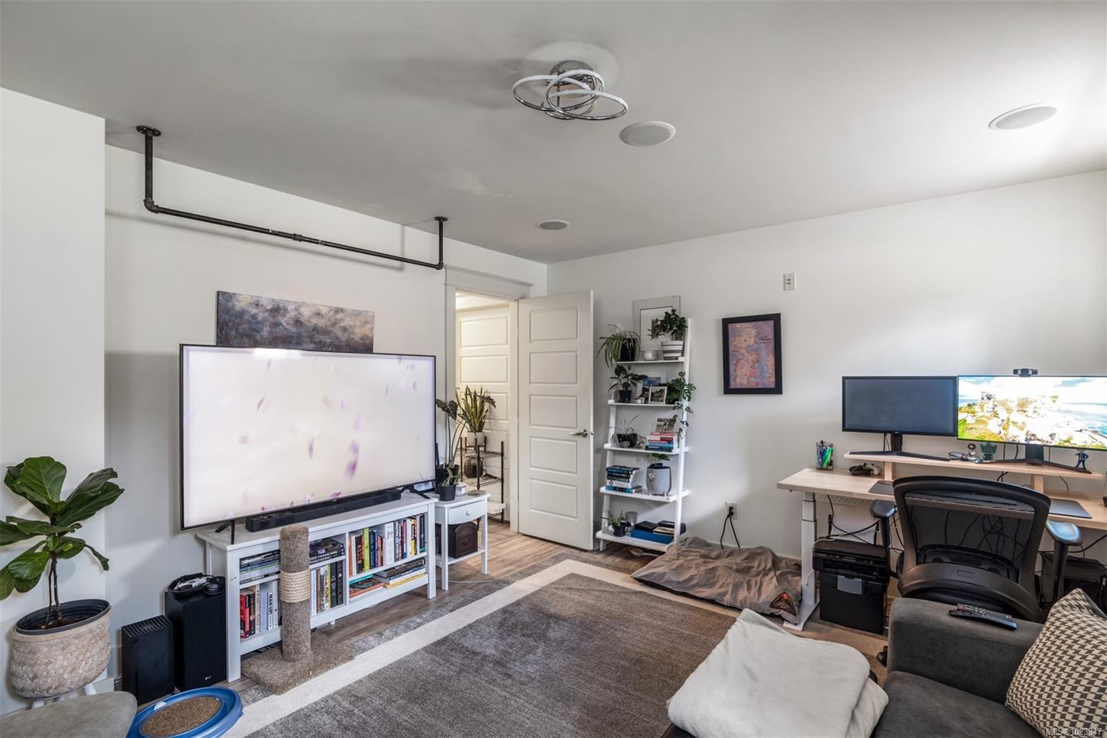 590 Simcoe St, Victoria, BC - Indoor