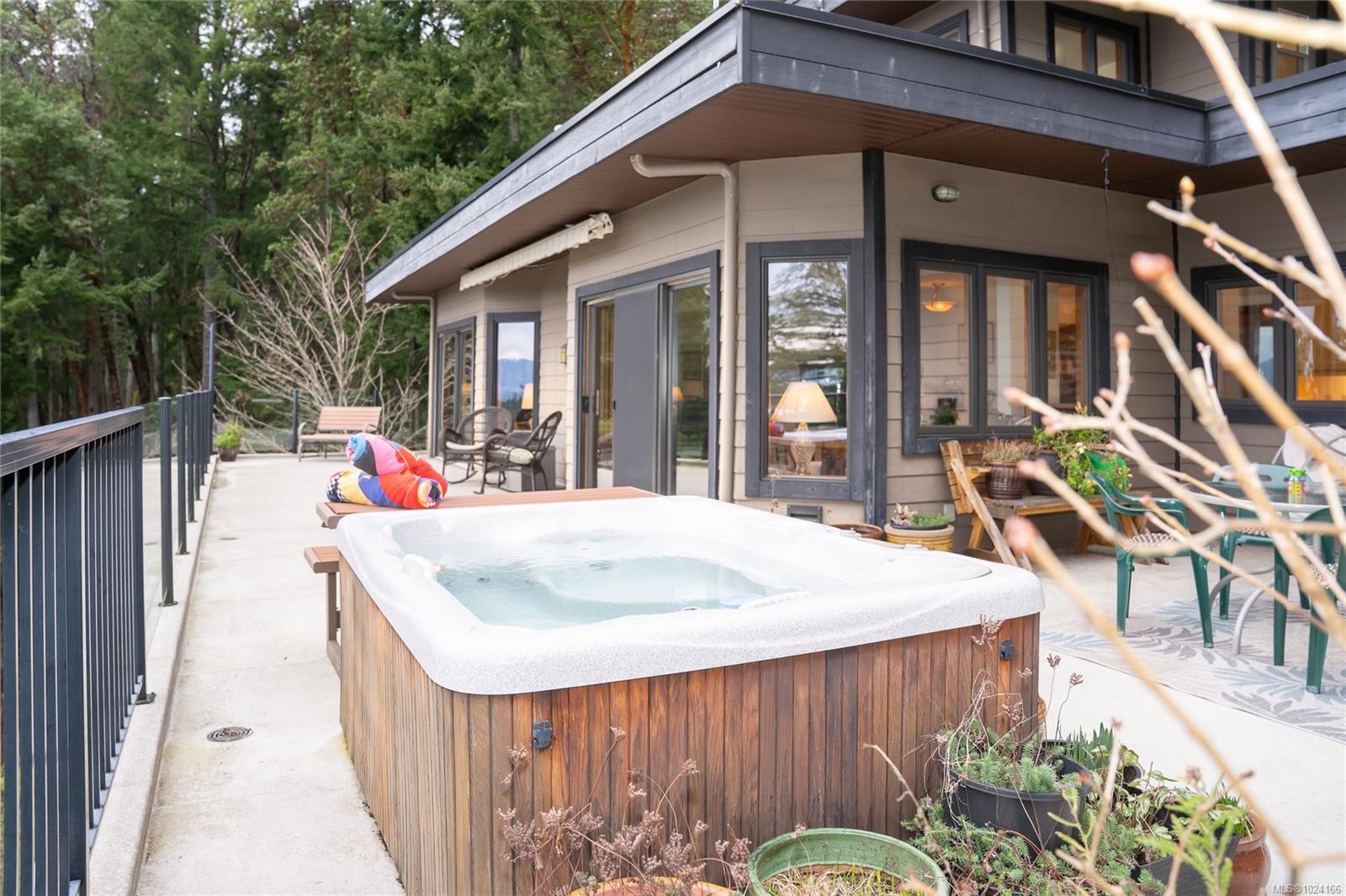 165 Pilkey Point Rd, Thetis Island, BC