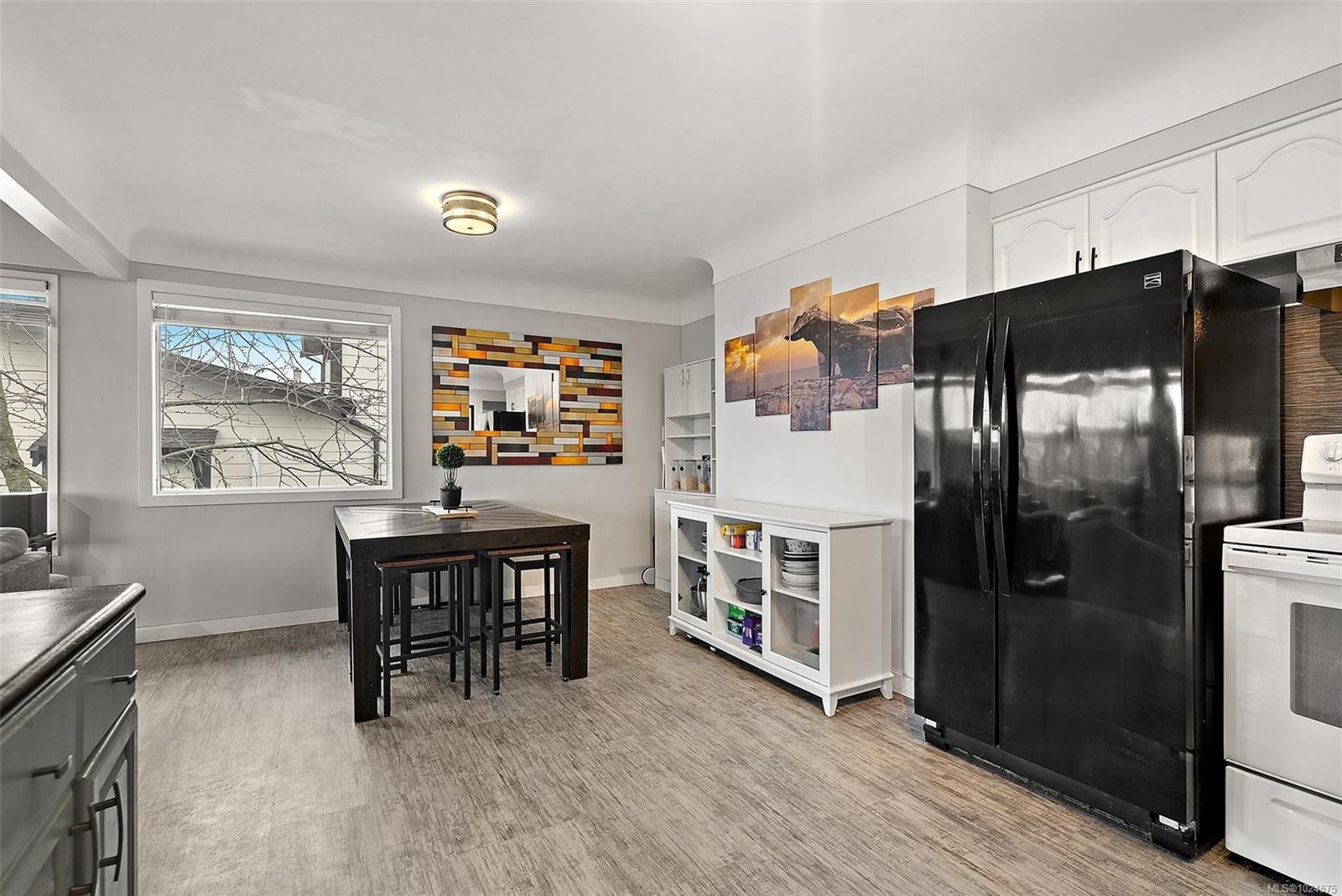 259 Crease Ave, Saanich, BC