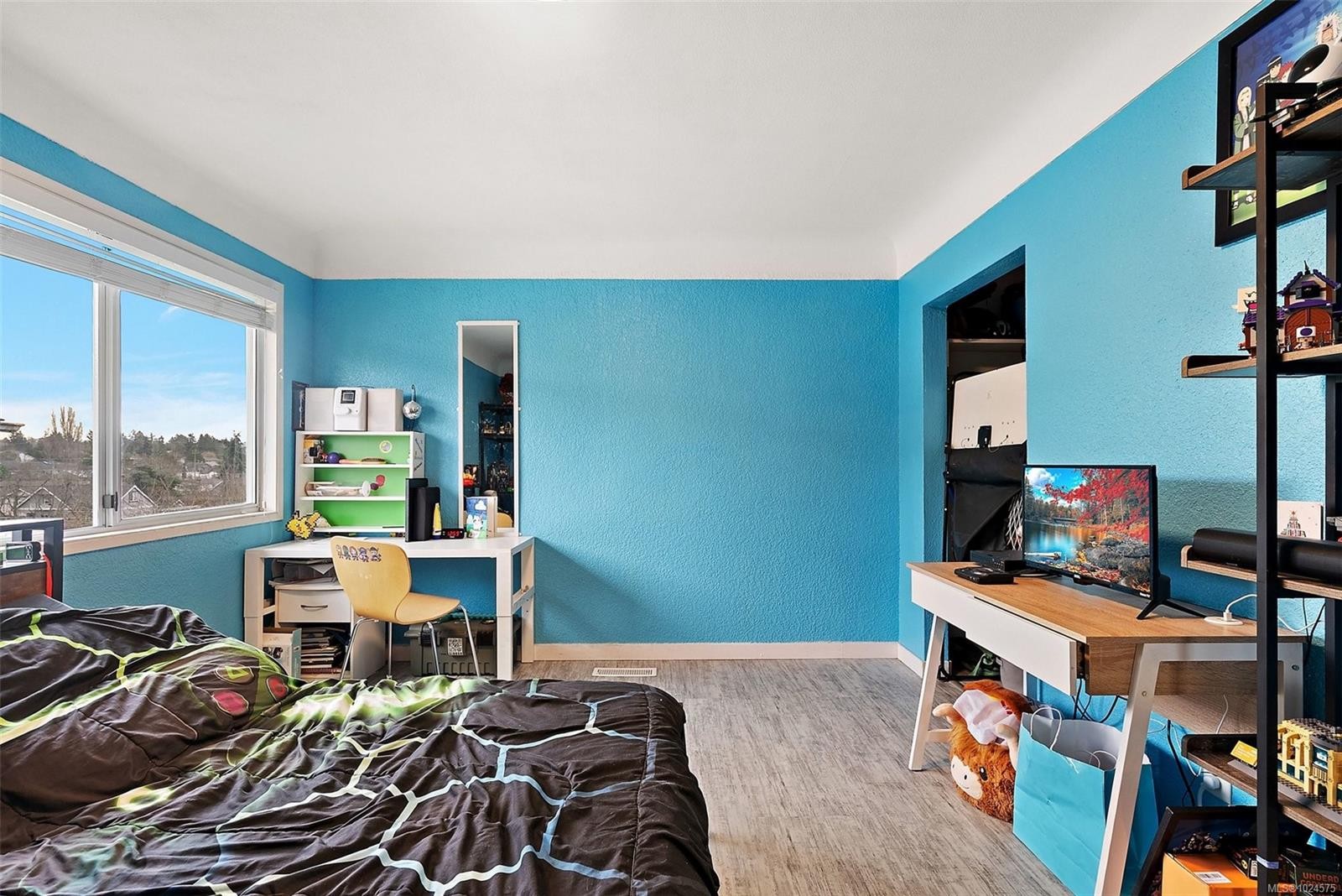 259 Crease Ave, Saanich, BC