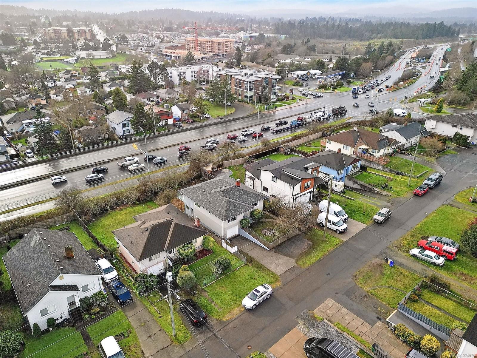 259 Crease Ave, Saanich, BC