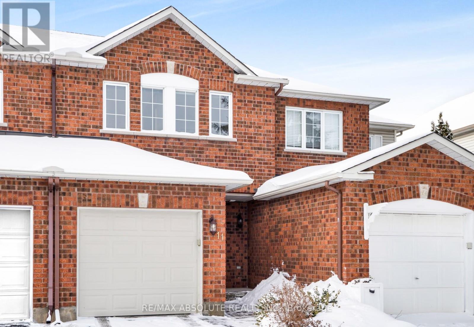 11 Foxden Place, Ottawa, ON - Outdoor With Exterior