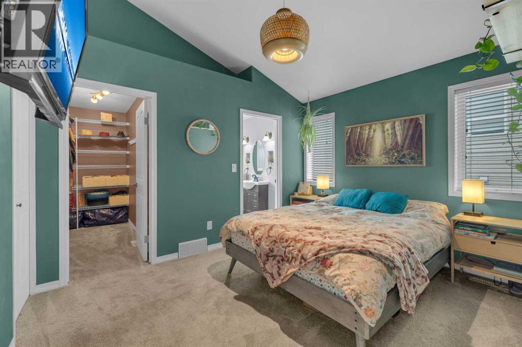 18 Lampard Crescent, Red Deer, AB - Indoor Photo Showing Bedroom