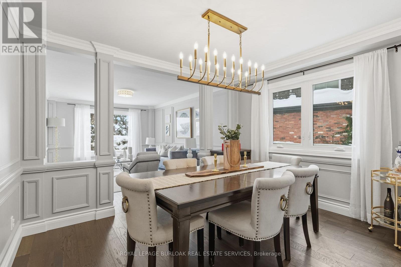 946 Nora Drive, Burlington, ON - Indoor Photo Showing Dining Room