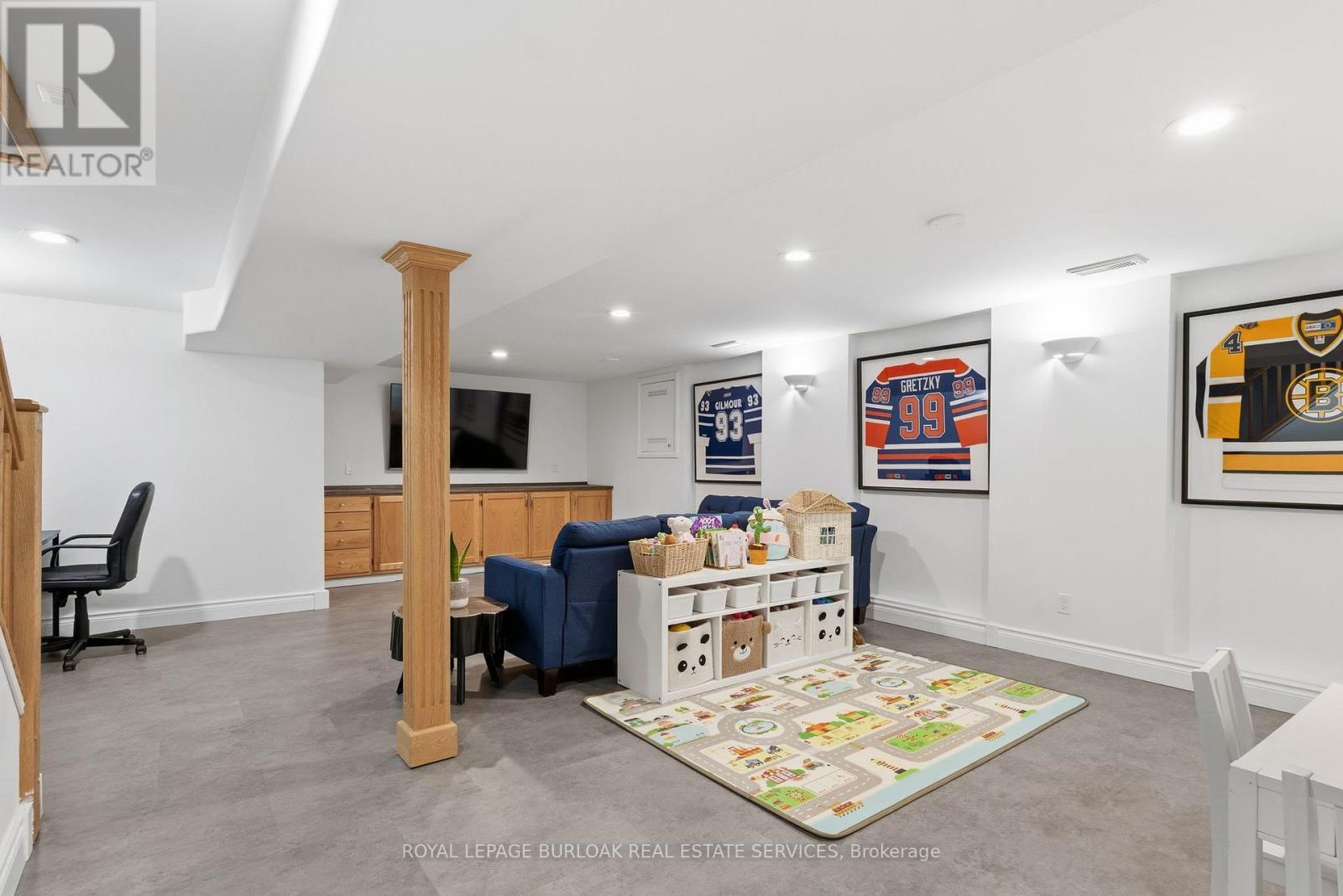 946 Nora Drive, Burlington, ON - Indoor