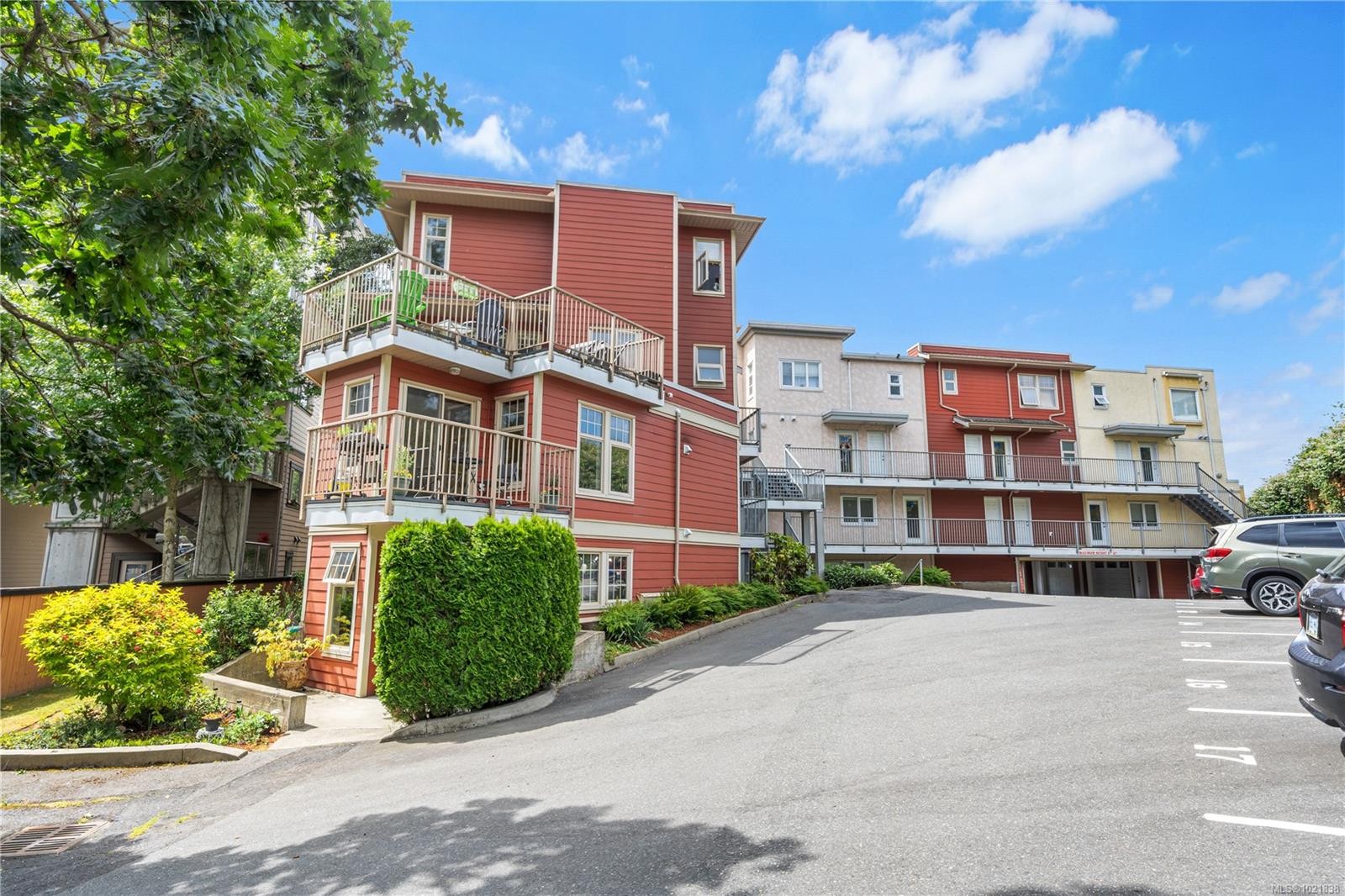 201-908 Brock Ave, Langford, BC - Outdoor With Balcony With Facade