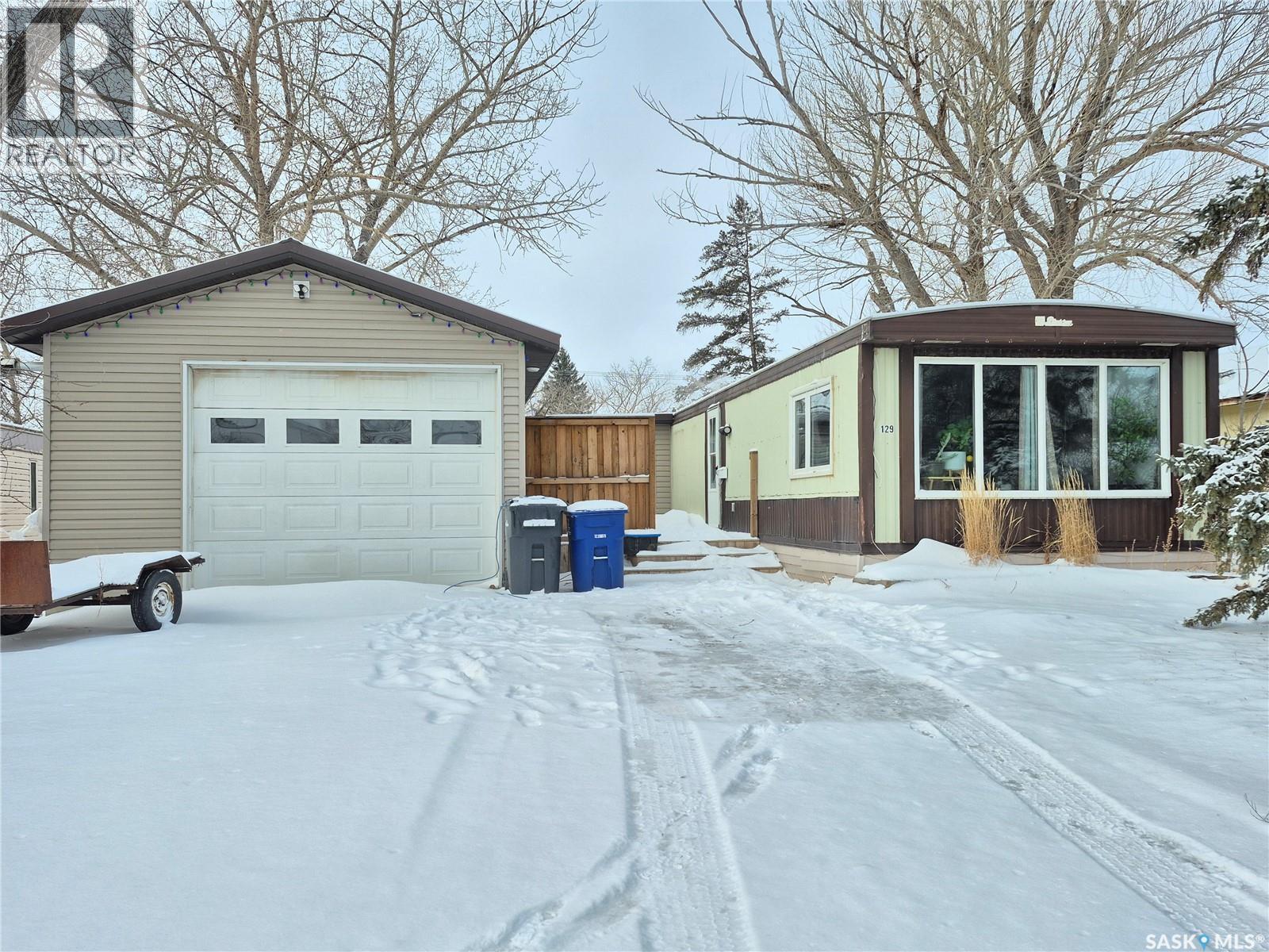 129 17Th Street Ne, Weyburn, SK